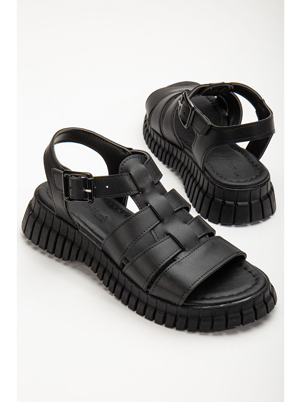 Kadın Siyah Kalın Poli Taban Bilekten Bağlamalı Üç Bantlı Sandalet-3