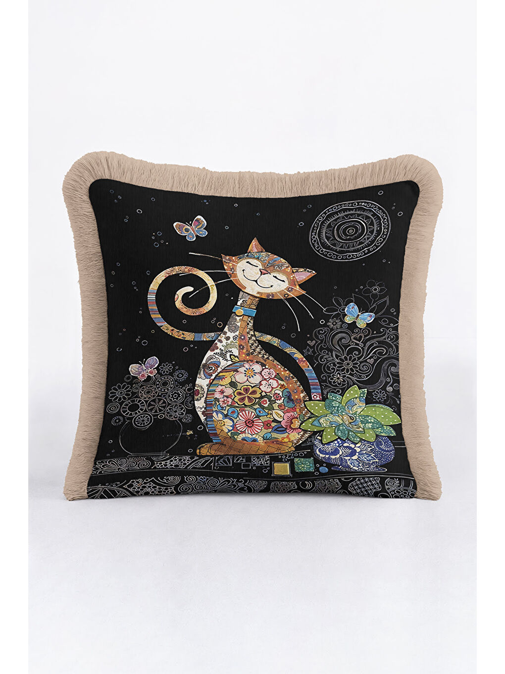 Karışık Çiçekli Patchwork Kedi Saçaklı Yastık Kılıfı - Neşeli Bohem Siyah Renk Püsküllü Kırlent Kılıfı-3