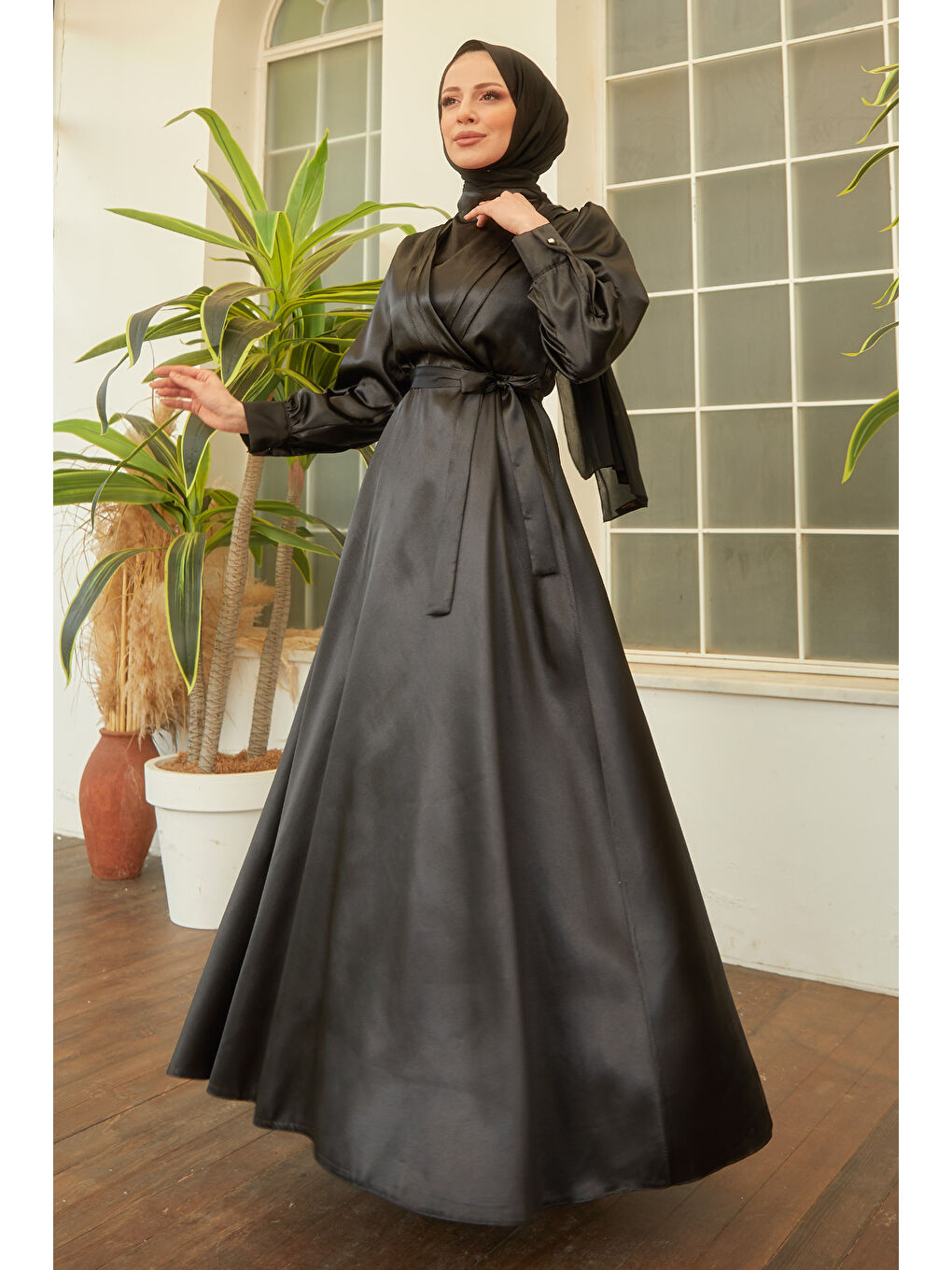 Hakim Yaka Kadın Siyah Elbise - 11482-1