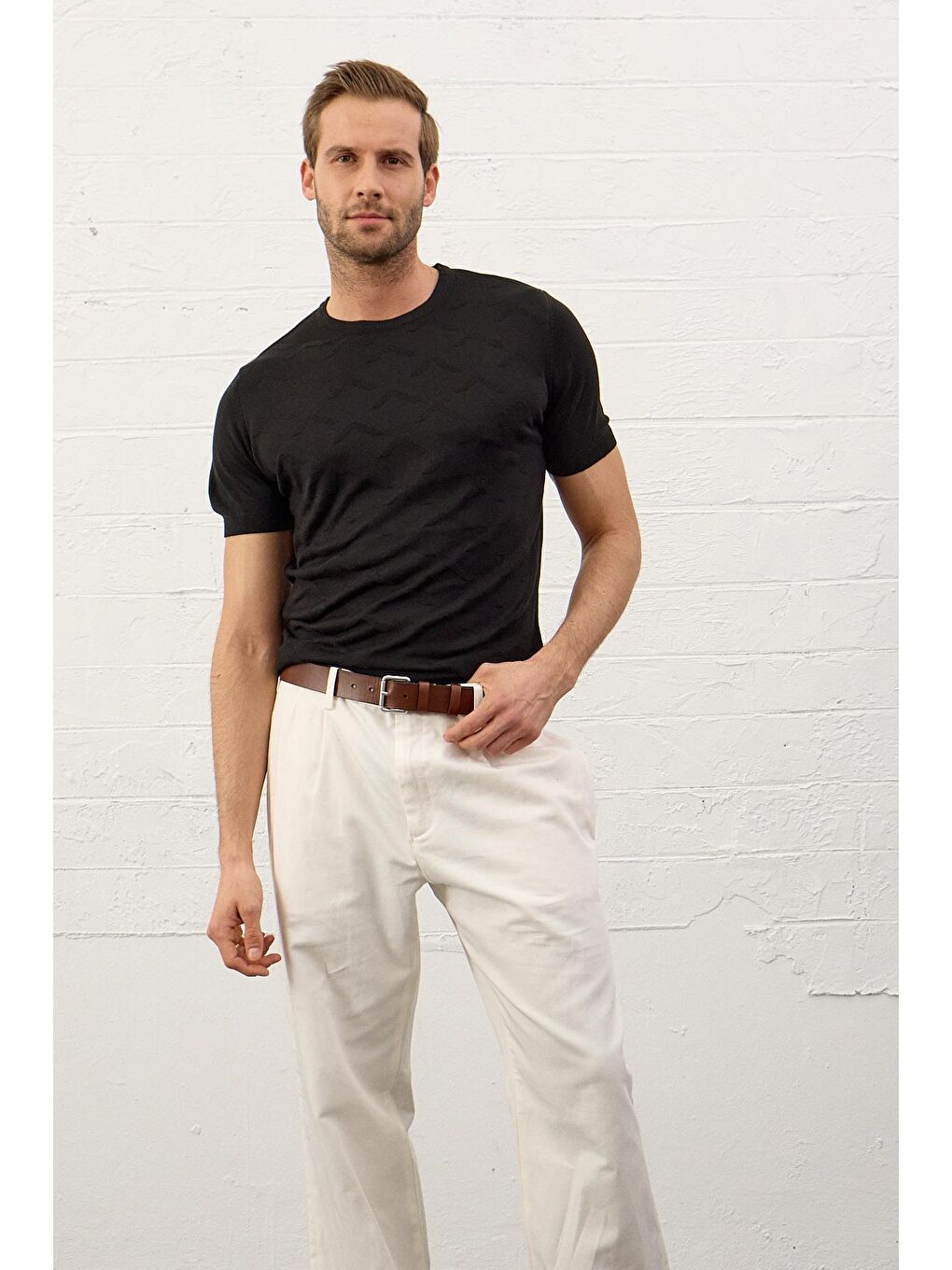 LC WAIKIKI Erkek Bisiklet Yaka Slim-Fit Yazlık Triko TişörtSiyah - 4