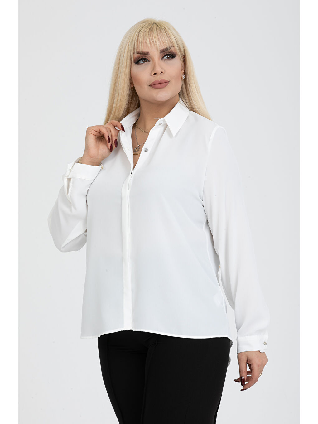 Beyaz Jessica Büyük Beden Gömlek-1