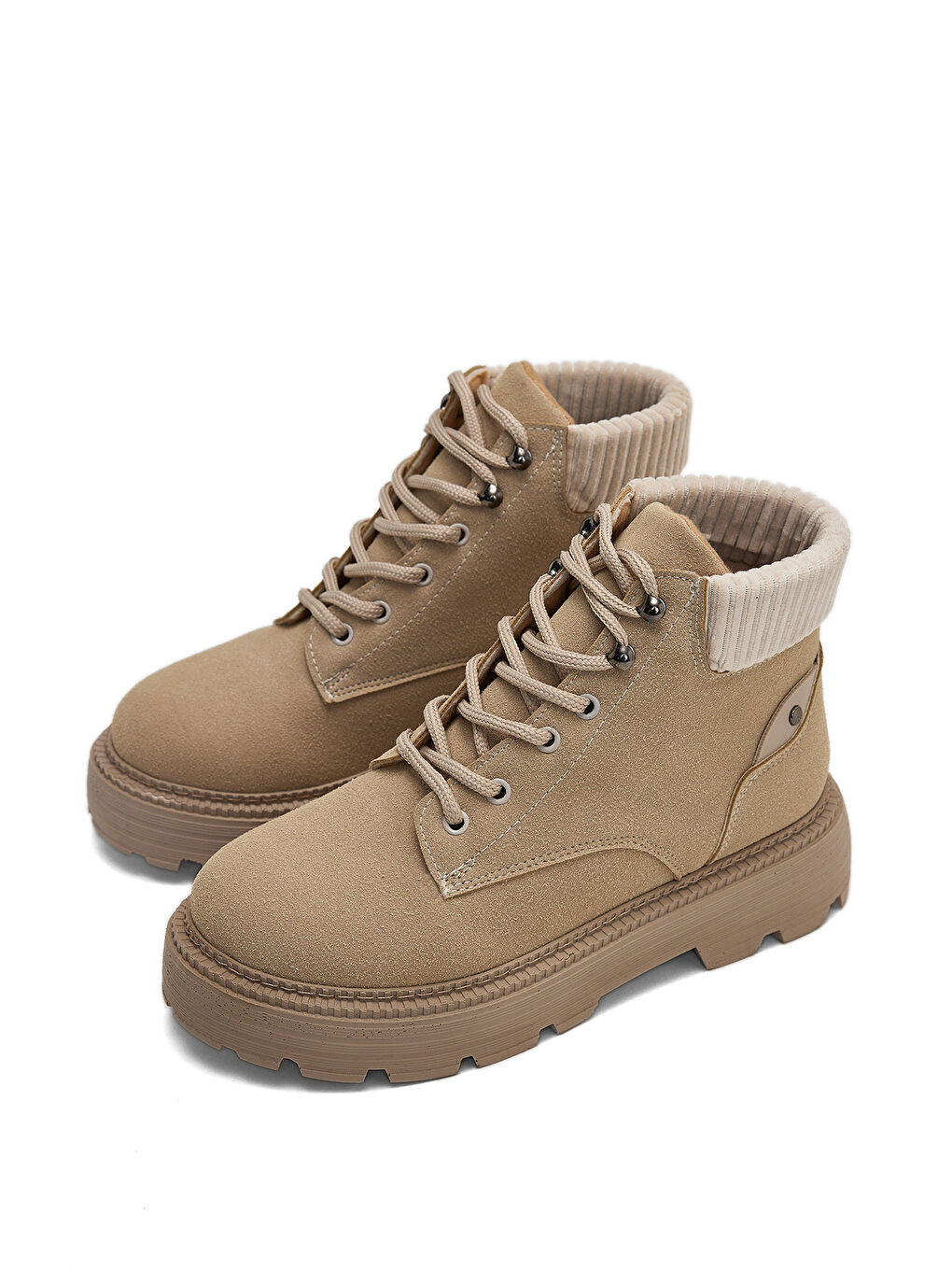 Kadın Bej Süet Kalın Poli Taban Bileği Lastikli Bağcıklı Bot-2