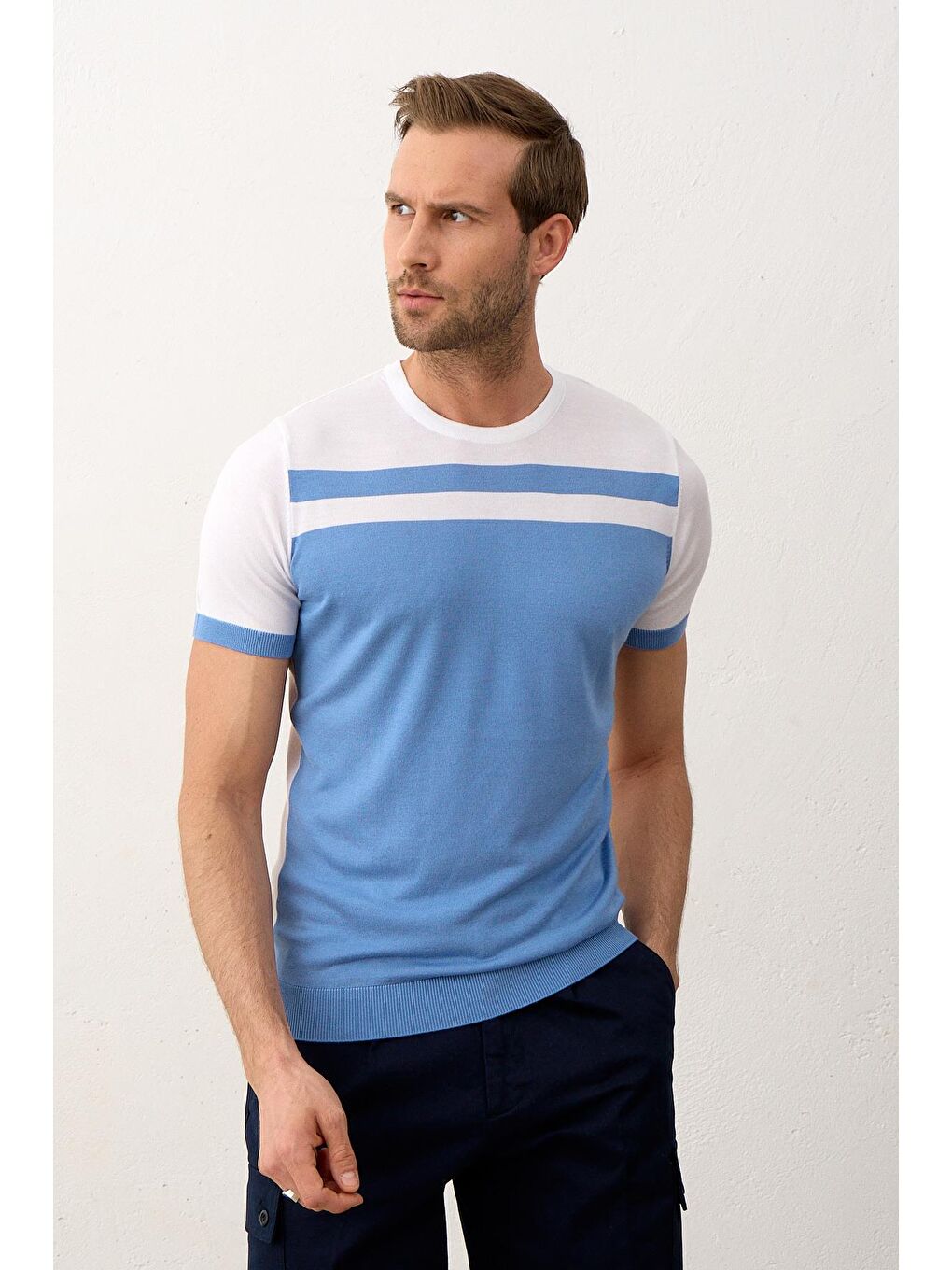 Erkek Renkli Slim-Fit Yazlık Triko Tişört Beyaz