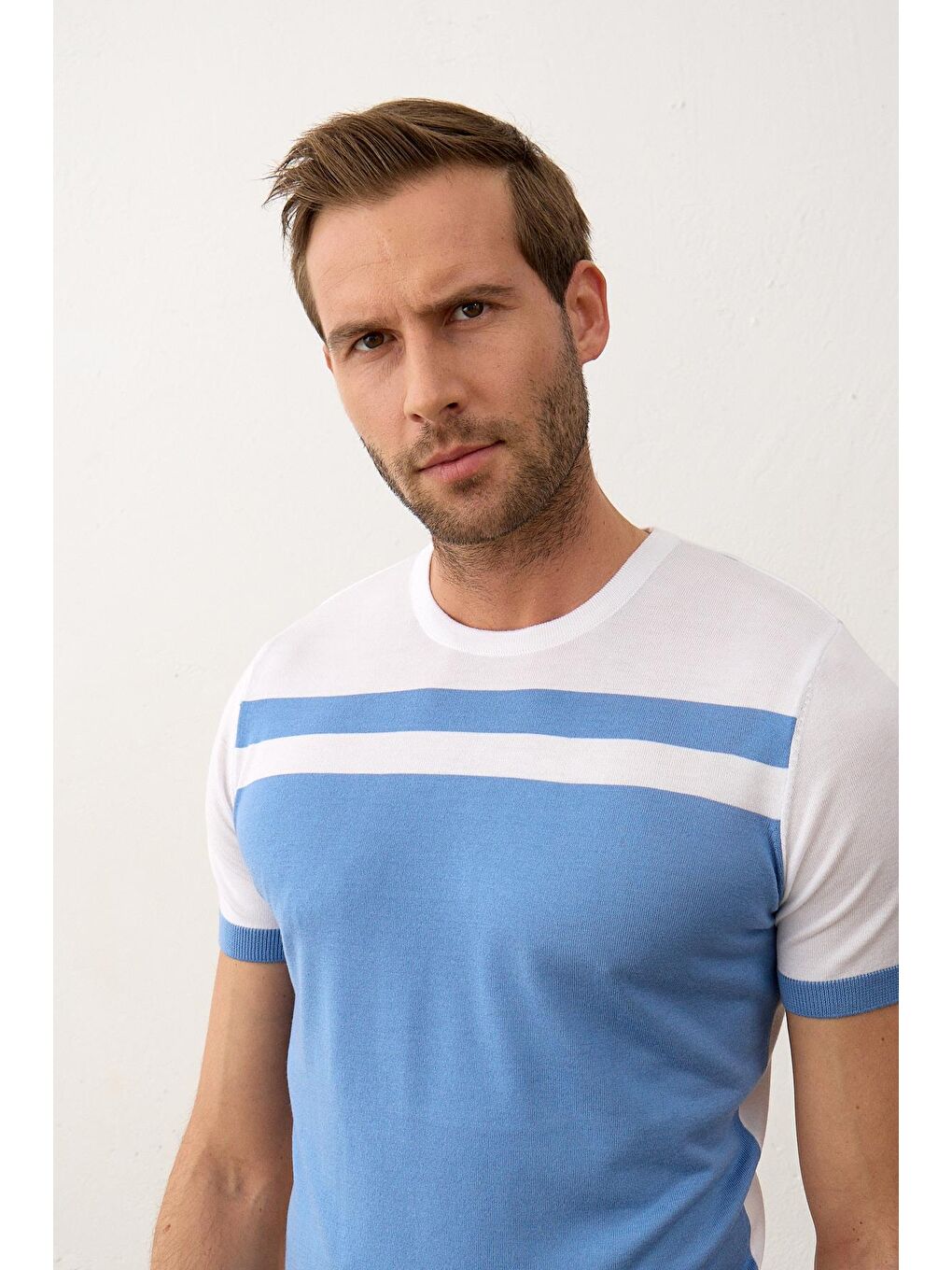 Erkek Renkli Slim-Fit Yazlık Triko Tişört Beyaz-1