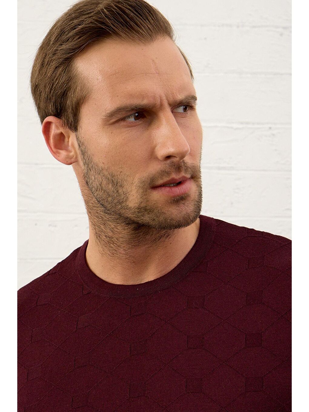 Erkek Kare Desenli Slim-Fit Yazlık Triko Tişört  Bordo-1