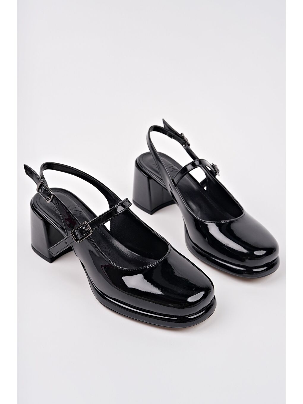 Siyah SOOJİN Kare Burunlu Arkası Açık Tek Bantlı Kadın Kalın Topuklu Ayakkabı-2