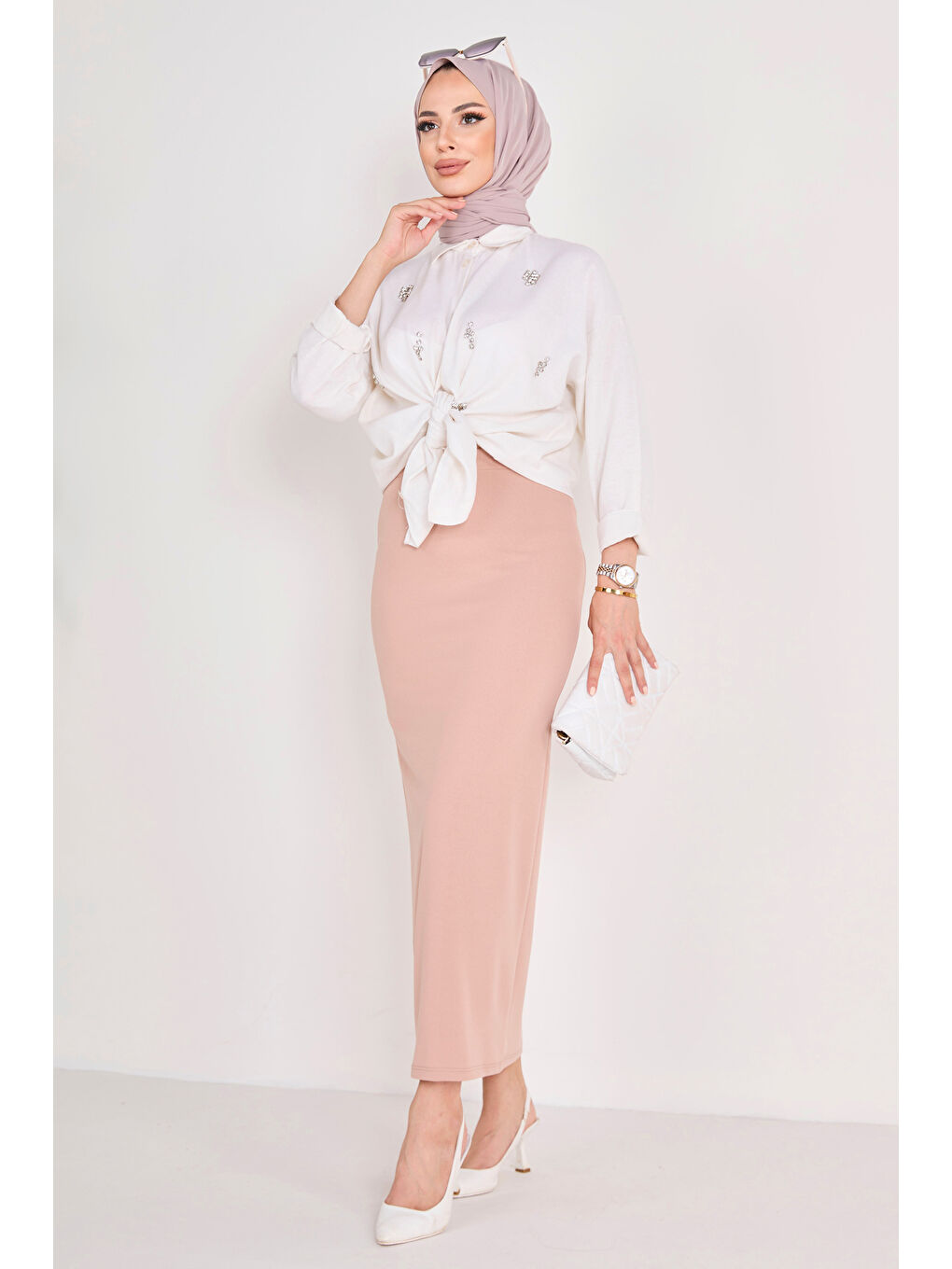 Bej Orta Kadın Vizon Kalem Etek - 23054