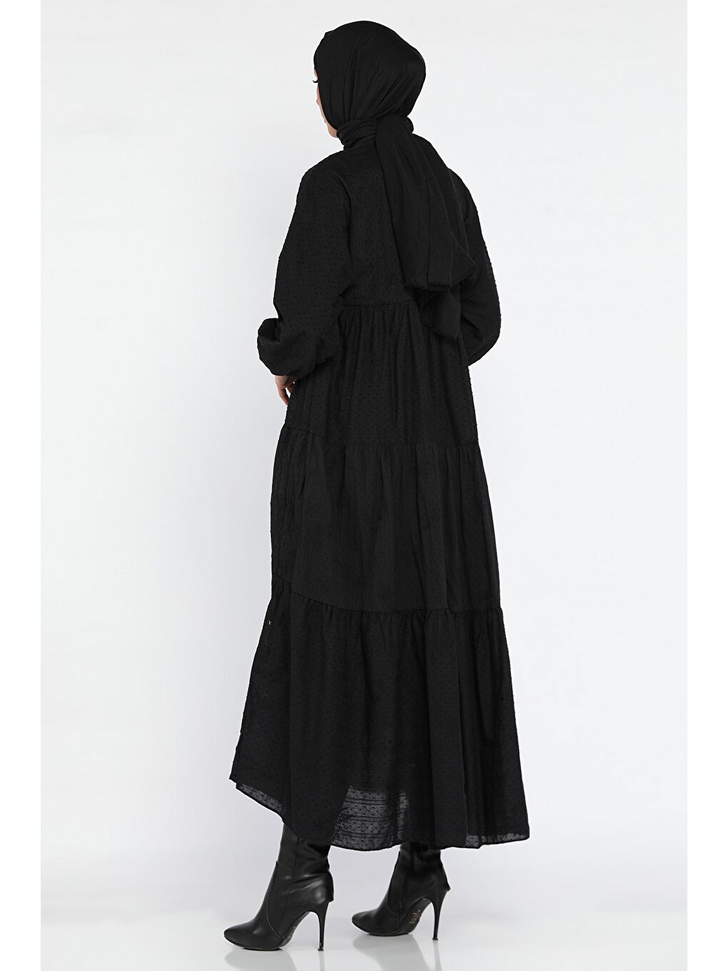Siyah Kadın Ön Düğmeli Bilek Lastikli Fırfırlı Tesettür Elbise-4
