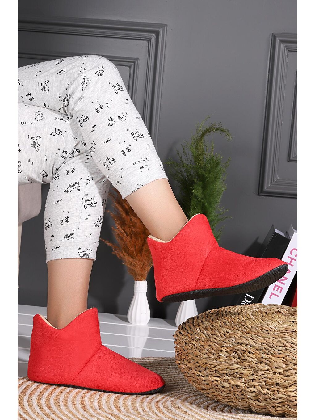 Kırmızı 001 Kadın Ev Botu Panduf Ev Terliği-1