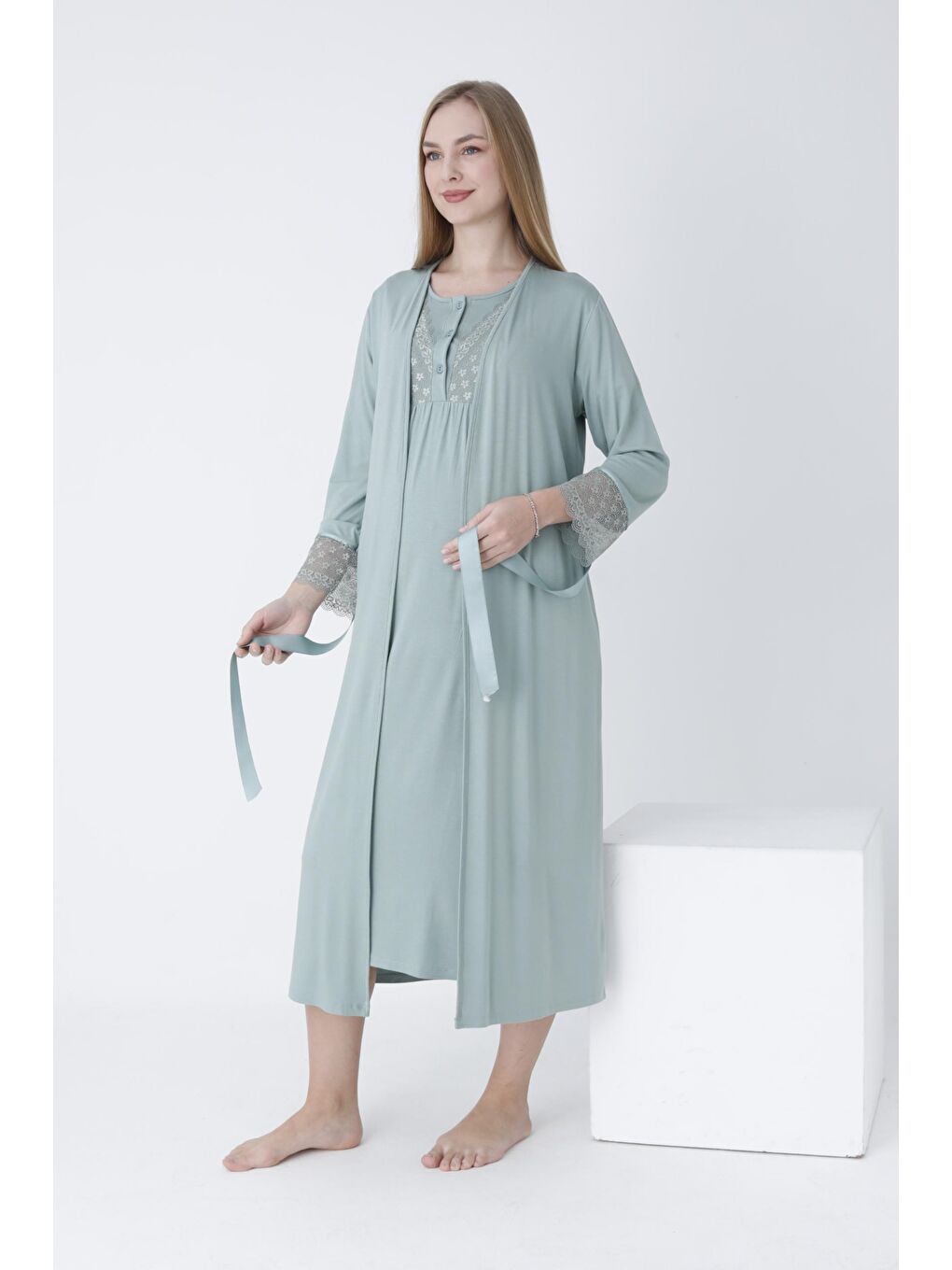 Yeşil Sabahlıklı Dantel Detaylı Önden Düğmeli Hamile ve Lohusa Gecelik Takımı