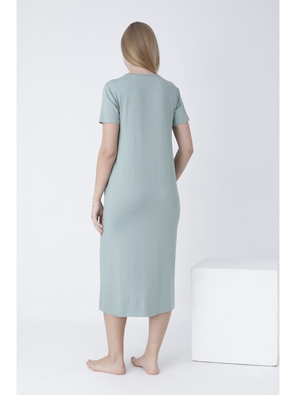 Yeşil Sabahlıklı Dantel Detaylı Önden Düğmeli Hamile ve Lohusa Gecelik Takımı-4