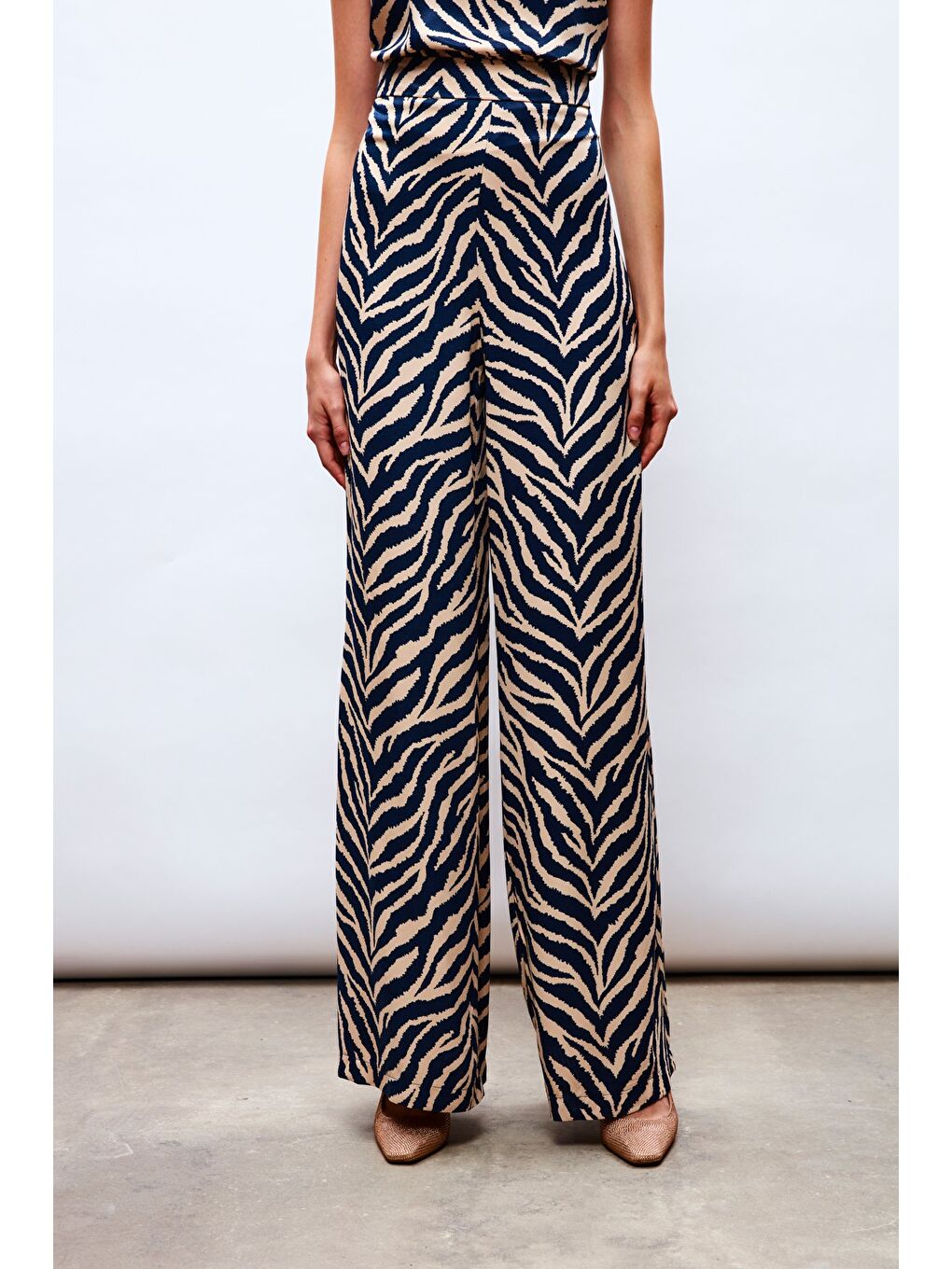 Zebra Desenli Saten Pantolon - Lacivert-6