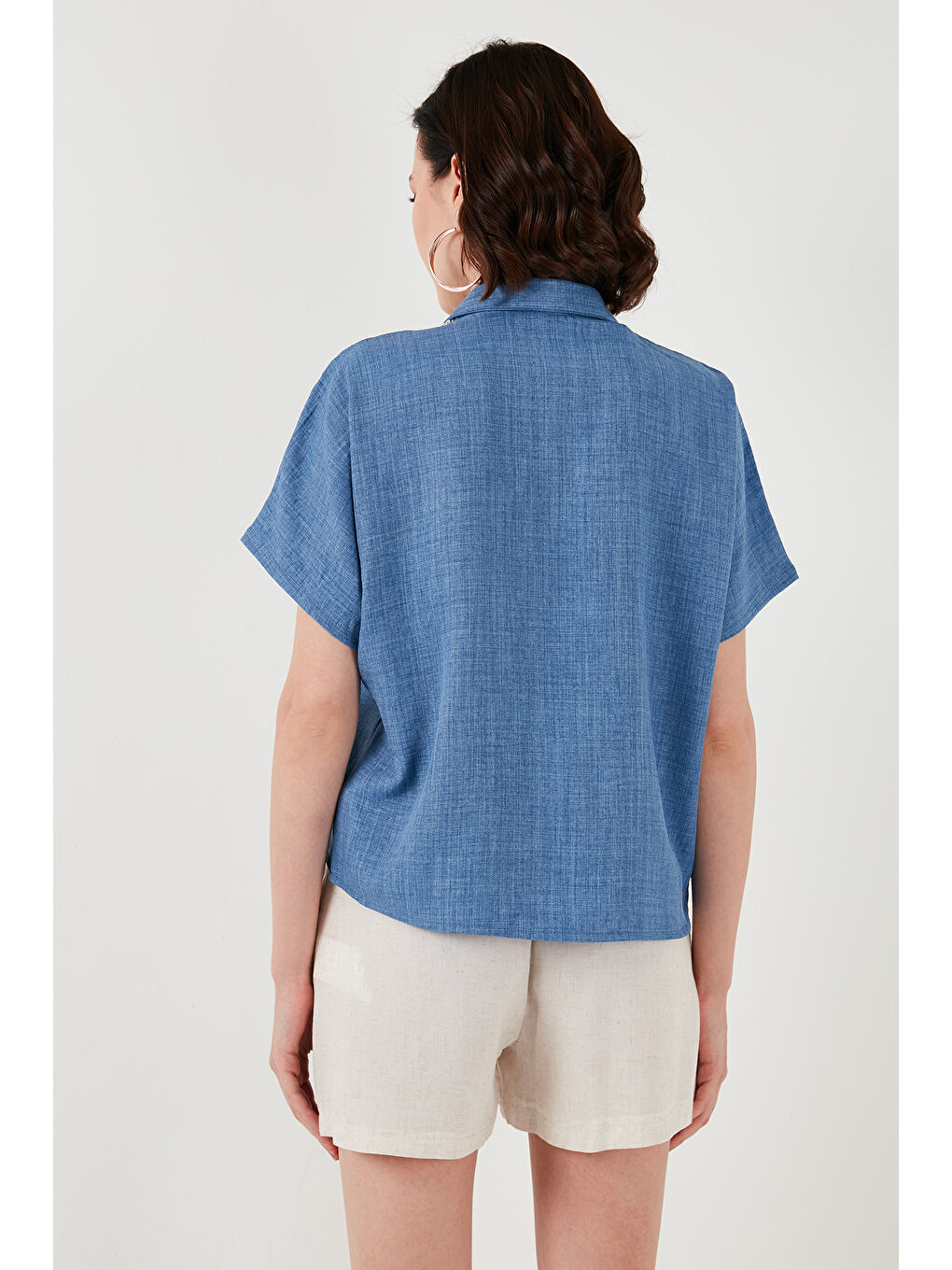 Mavi Dantelli Relaxed Fit Kısa Kollu Kadın Gömlek 5865764-5