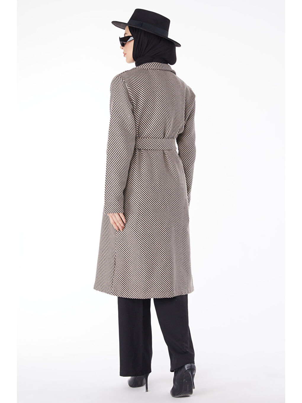 Bej Ceket Yaka Kadın Vizon Kuşaklı Kaşe Kaban - 13115-4