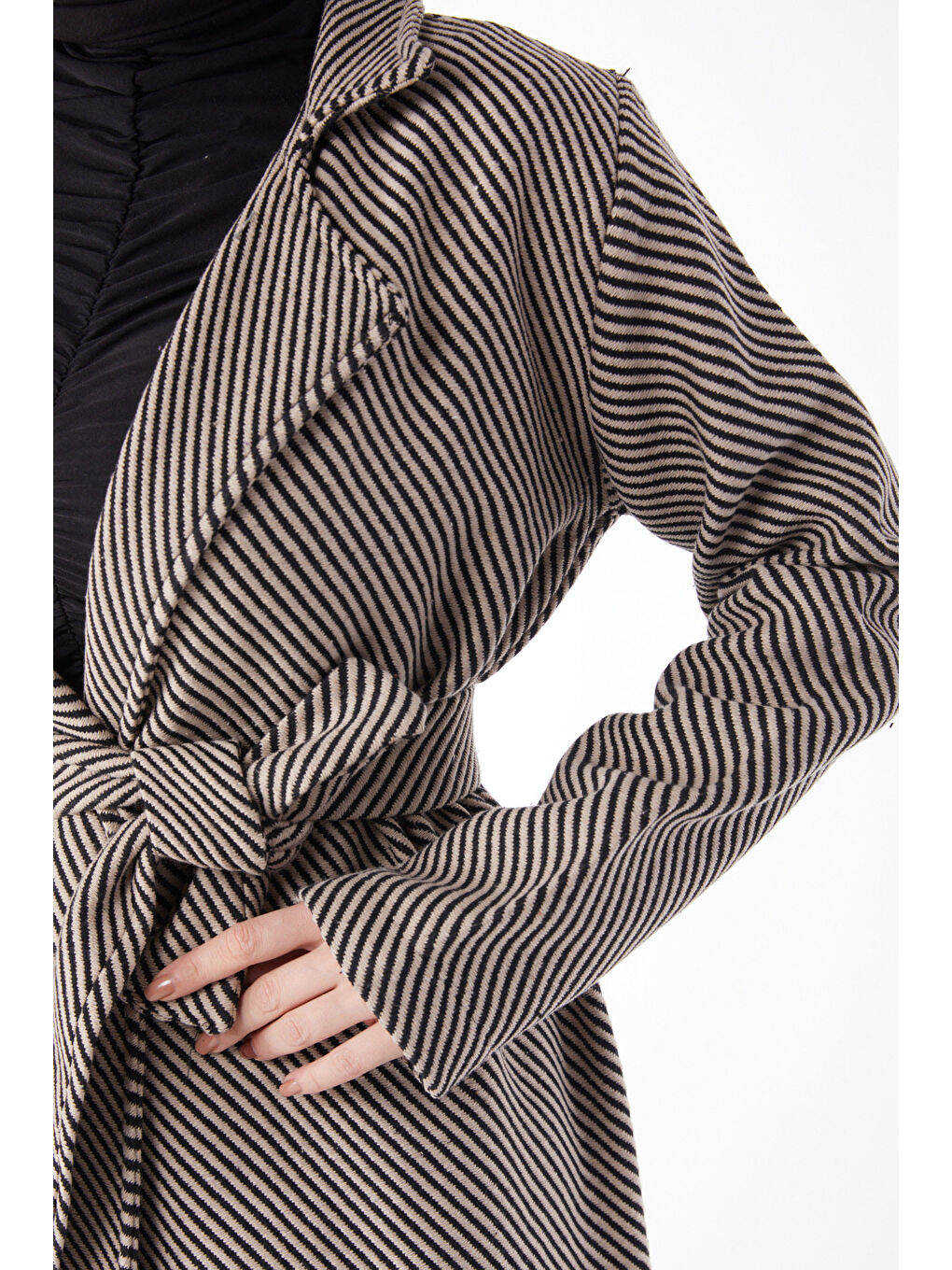 Bej Ceket Yaka Kadın Vizon Kuşaklı Kaşe Kaban - 13115-6