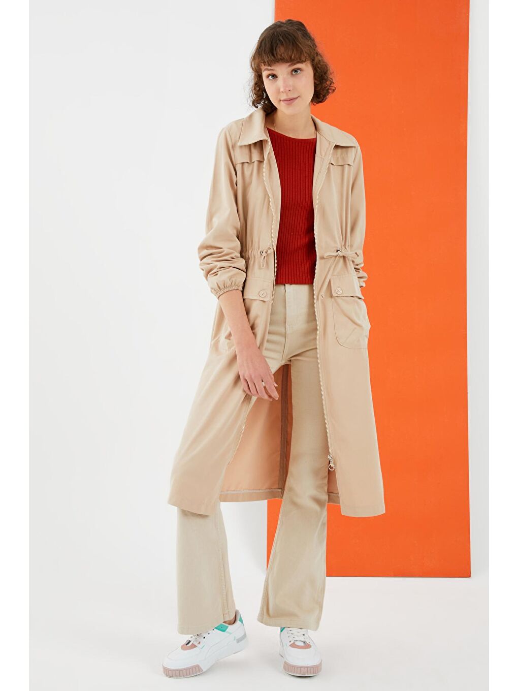 Kadın Bej Beli Bağlamalı Fermuarlı Trençkot-1