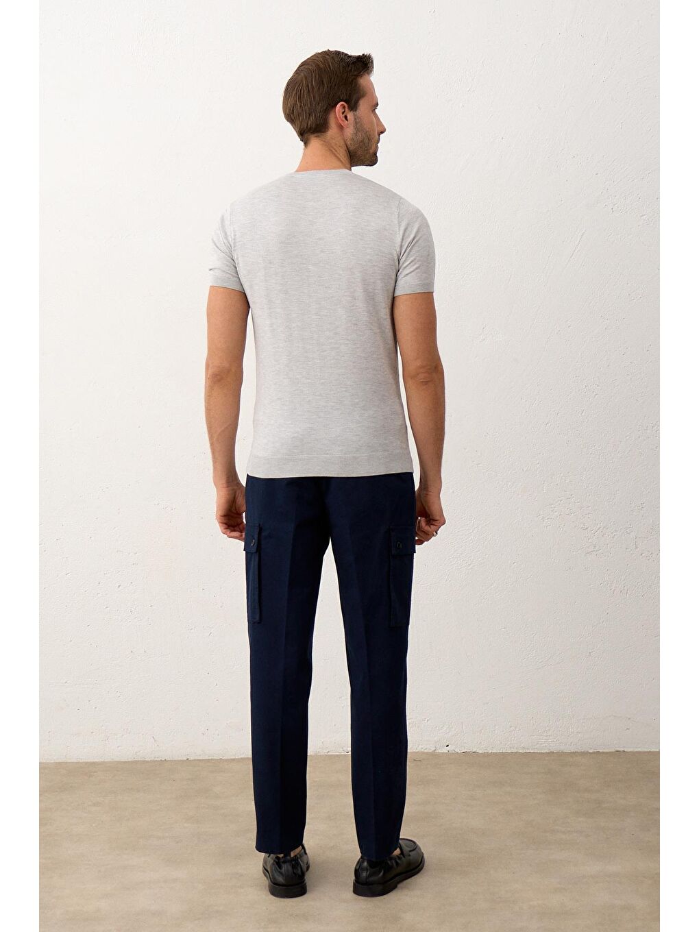 Erkek Kare Desenli Slim-Fit Yazlık Triko Tişört Gri-2