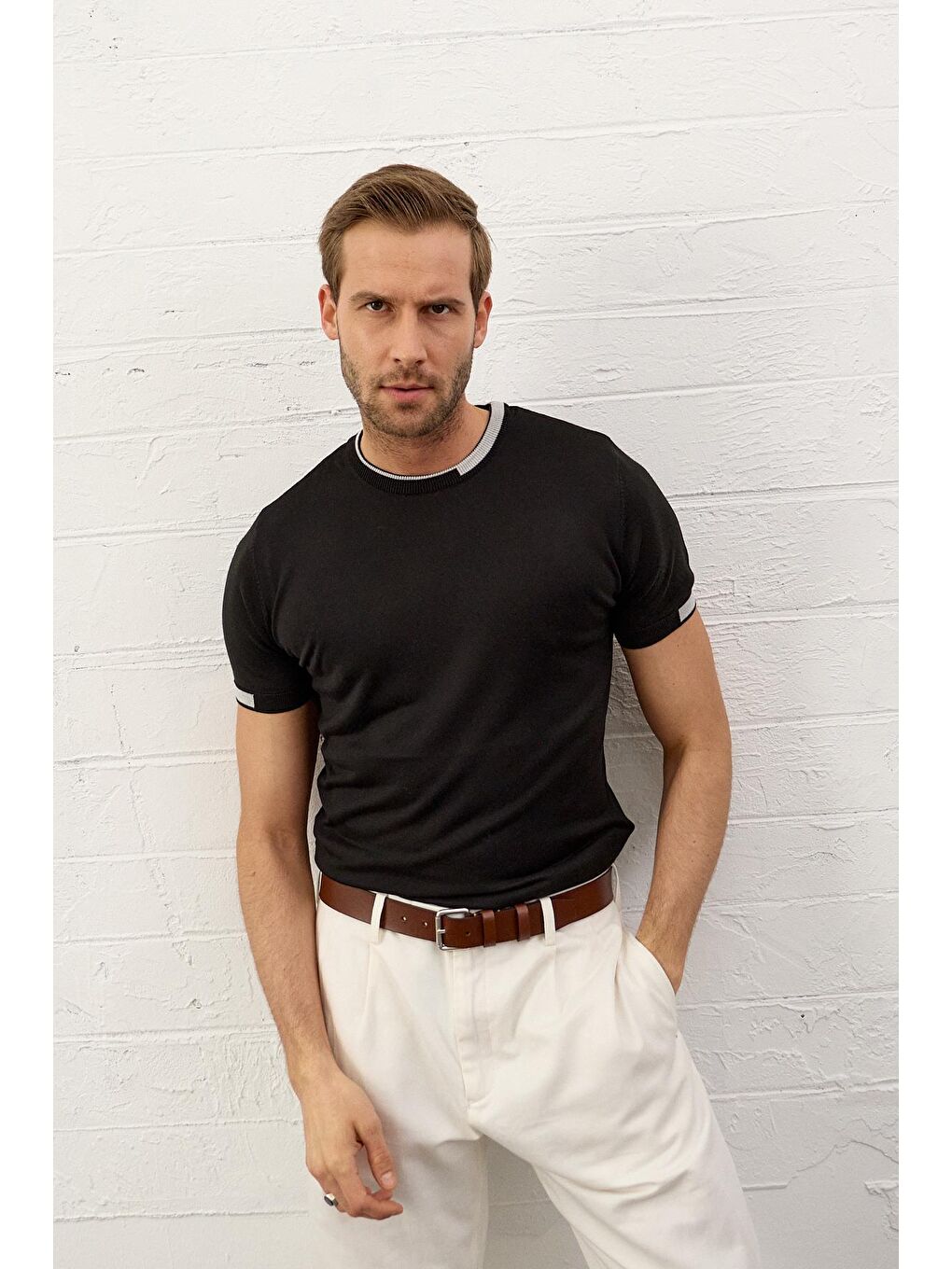 Erkek Garnili Slim-Fit Yazlık Triko Tişört Siyah-3
