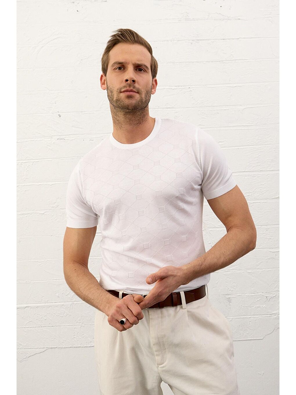 Danger Erkek Kare Desenli Slim-Fit Kalıp Yazlık Triko Tişört Beyaz - 1