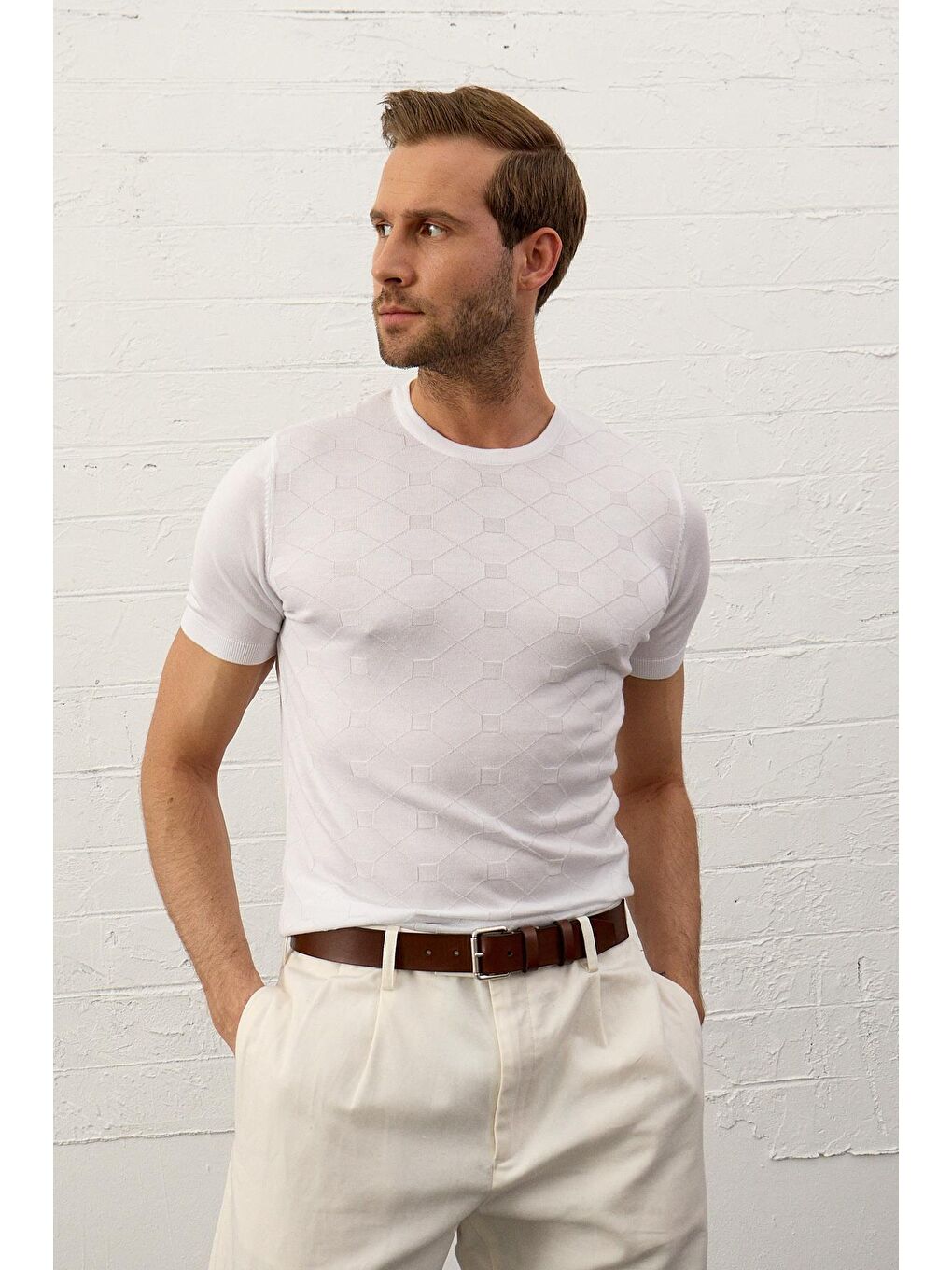 Danger Erkek Kare Desenli Slim-Fit Kalıp Yazlık Triko Tişört Beyaz - 2
