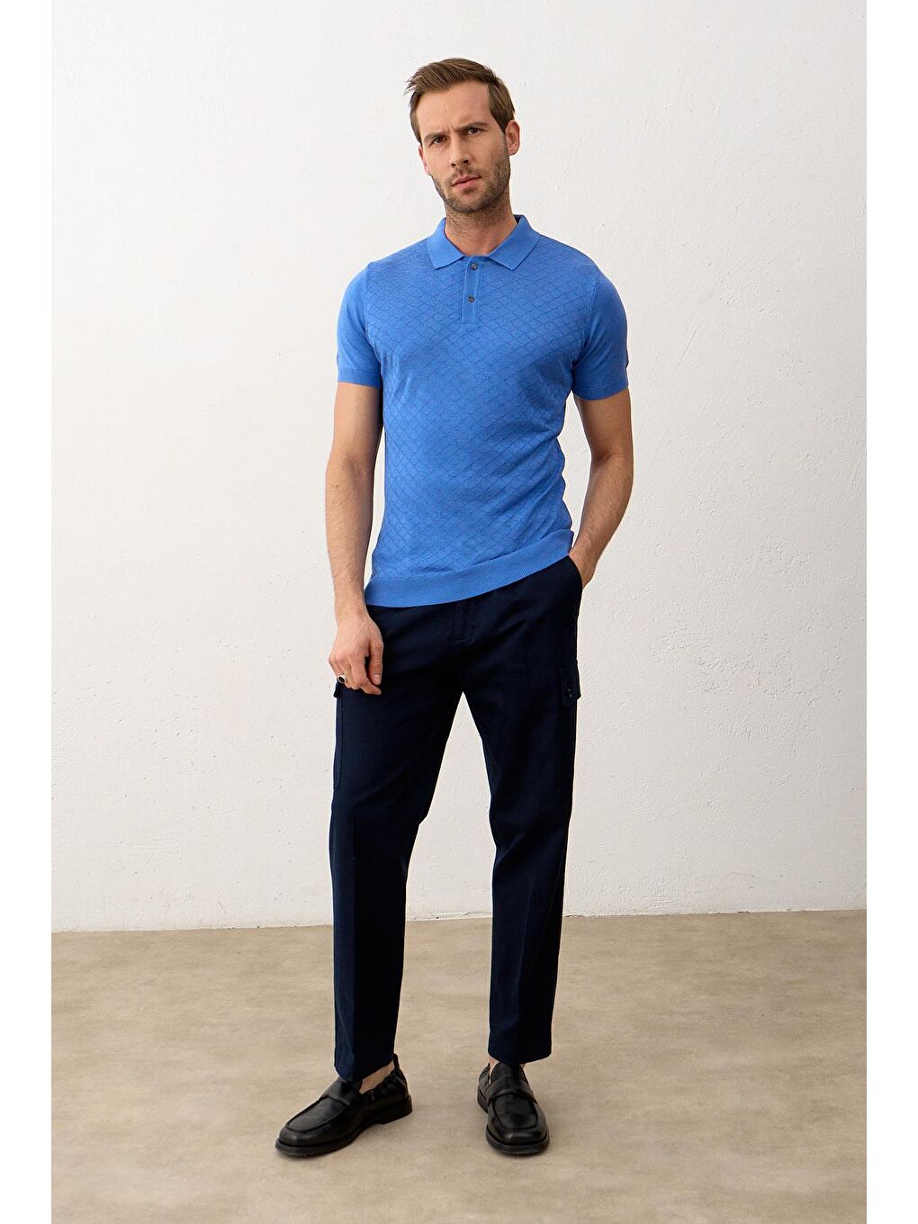 Mavi Erkek Yumuşak Dokulu Slim-Fit Polo Yaka İnce Triko Tişört Saks-3