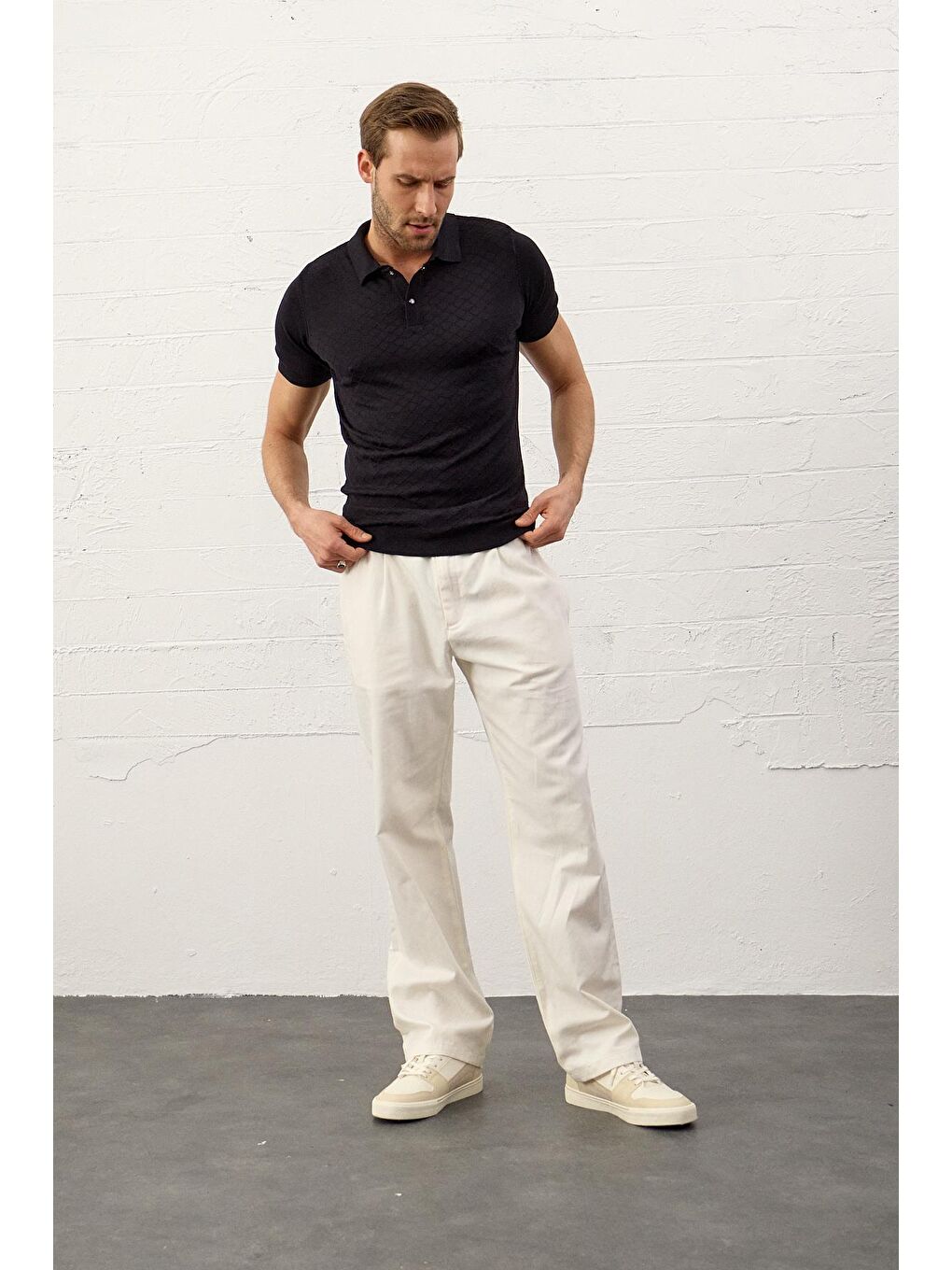 Erkek Yumuşak Dokulu Slim-Fit Kalıp Polo Yaka İnce Triko Tişört Koyu Lacivert-1