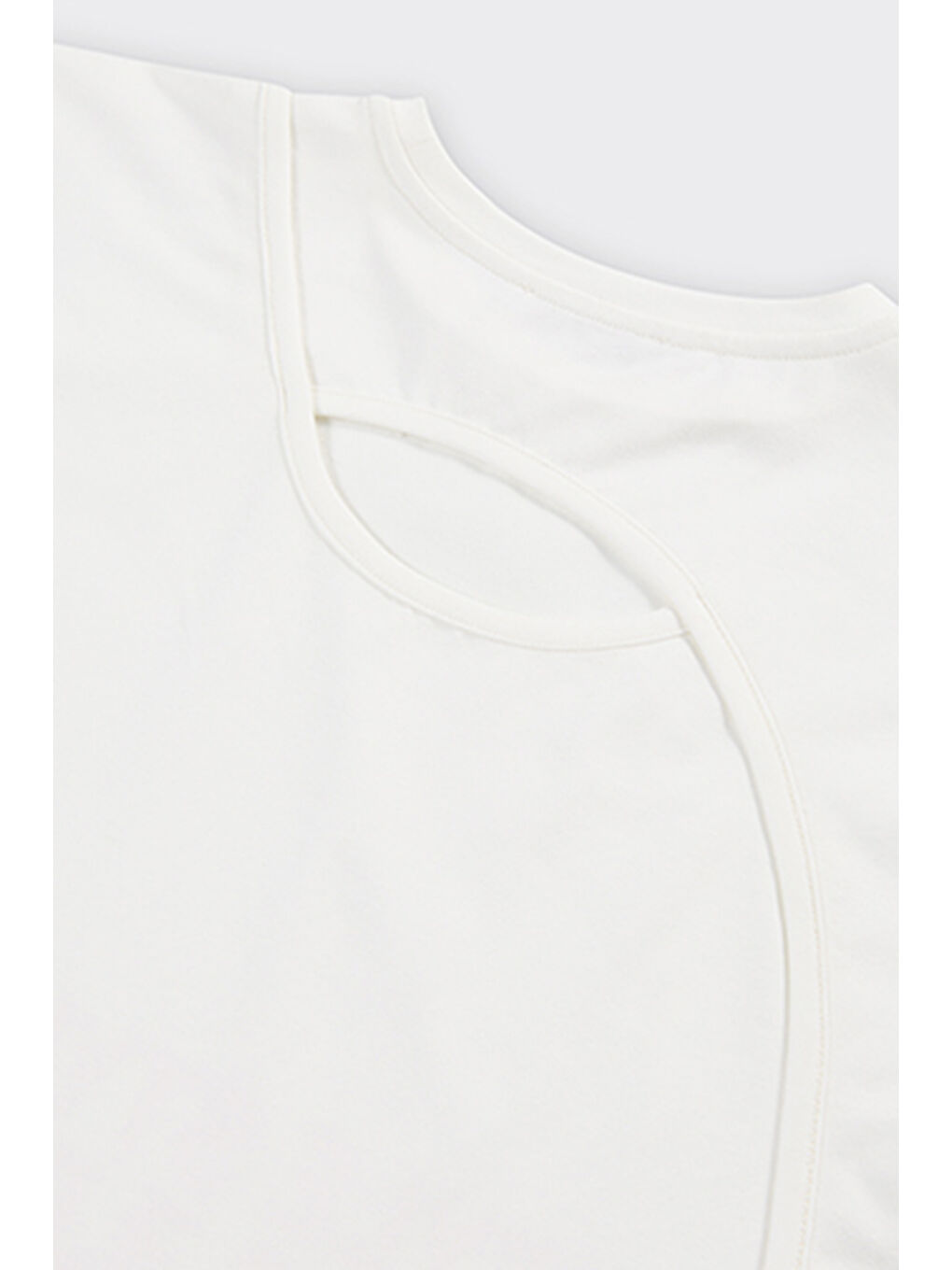 Kız Çocuk Sırtı Pencere Detaylı Beyaz Tişört-6