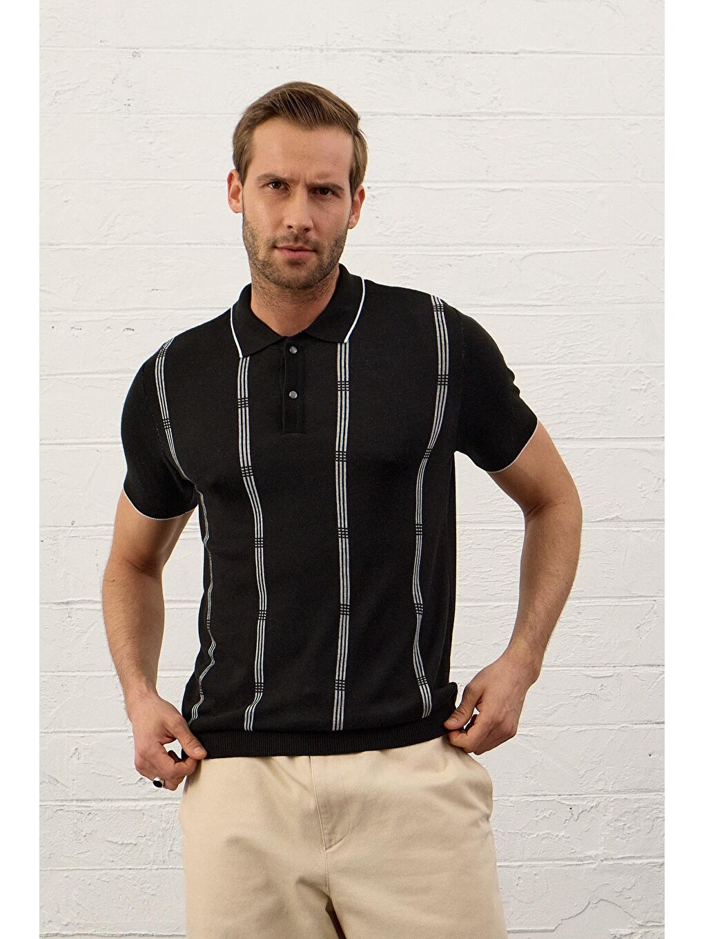 Erkek Slim-Fit Polo Yaka İnce Triko TişörtSiyah-2