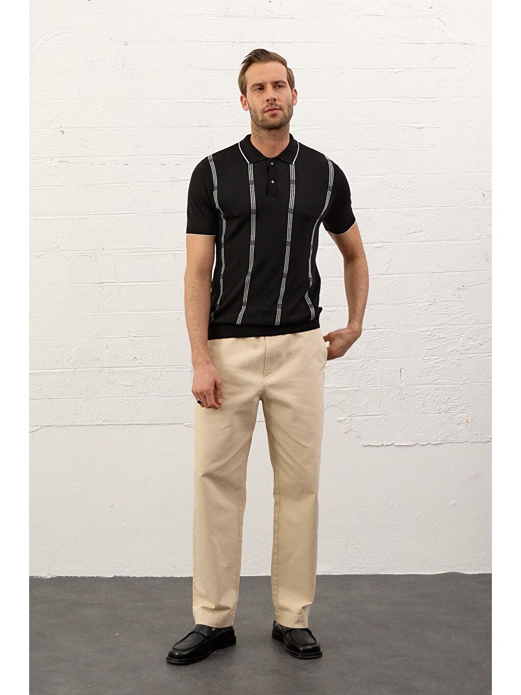 Erkek Slim-Fit Polo Yaka İnce Triko TişörtSiyah-3