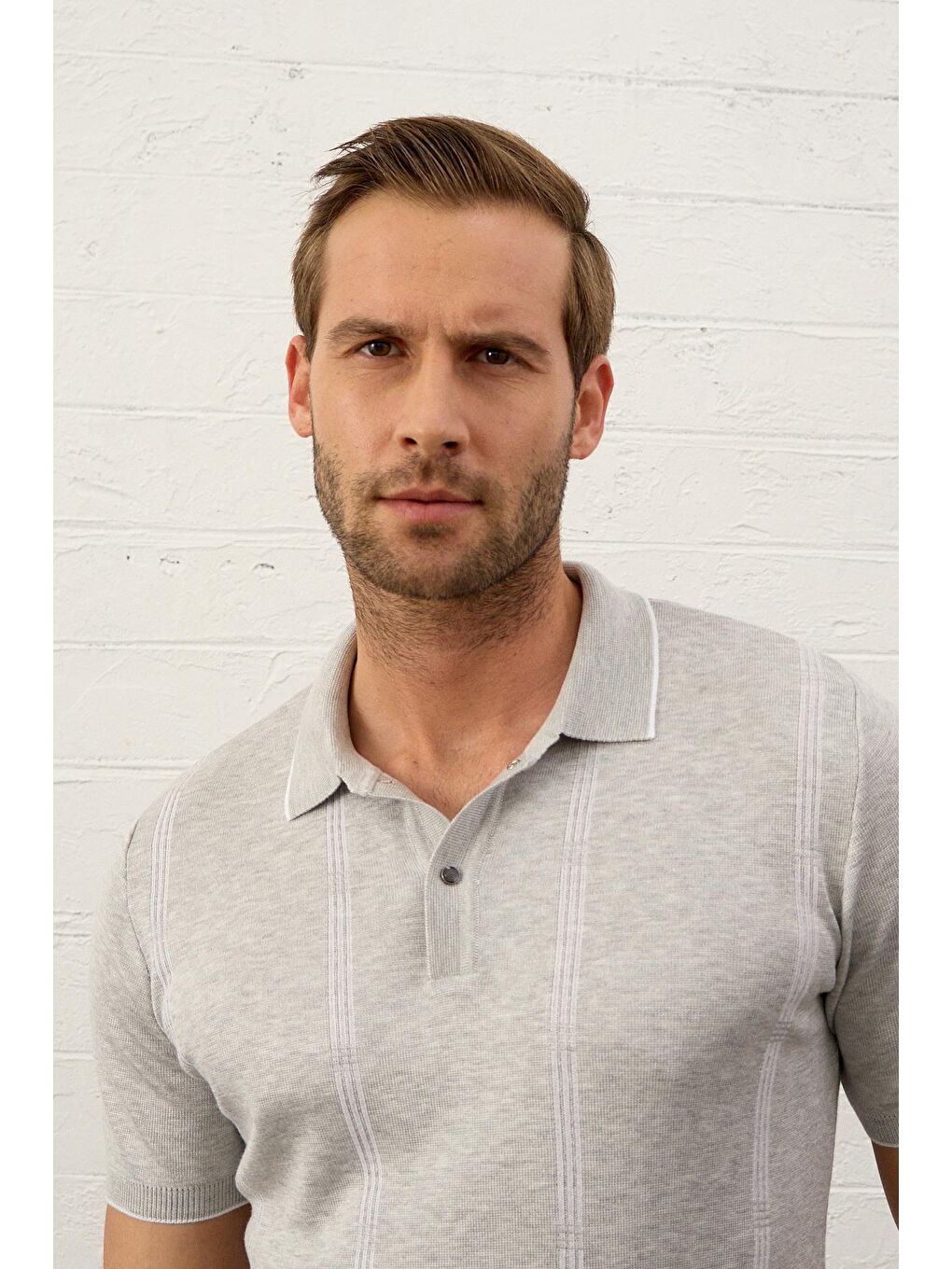 Gri Slim-Fit Kalıp Polo Yaka İnce Triko Erkek Tişört-6