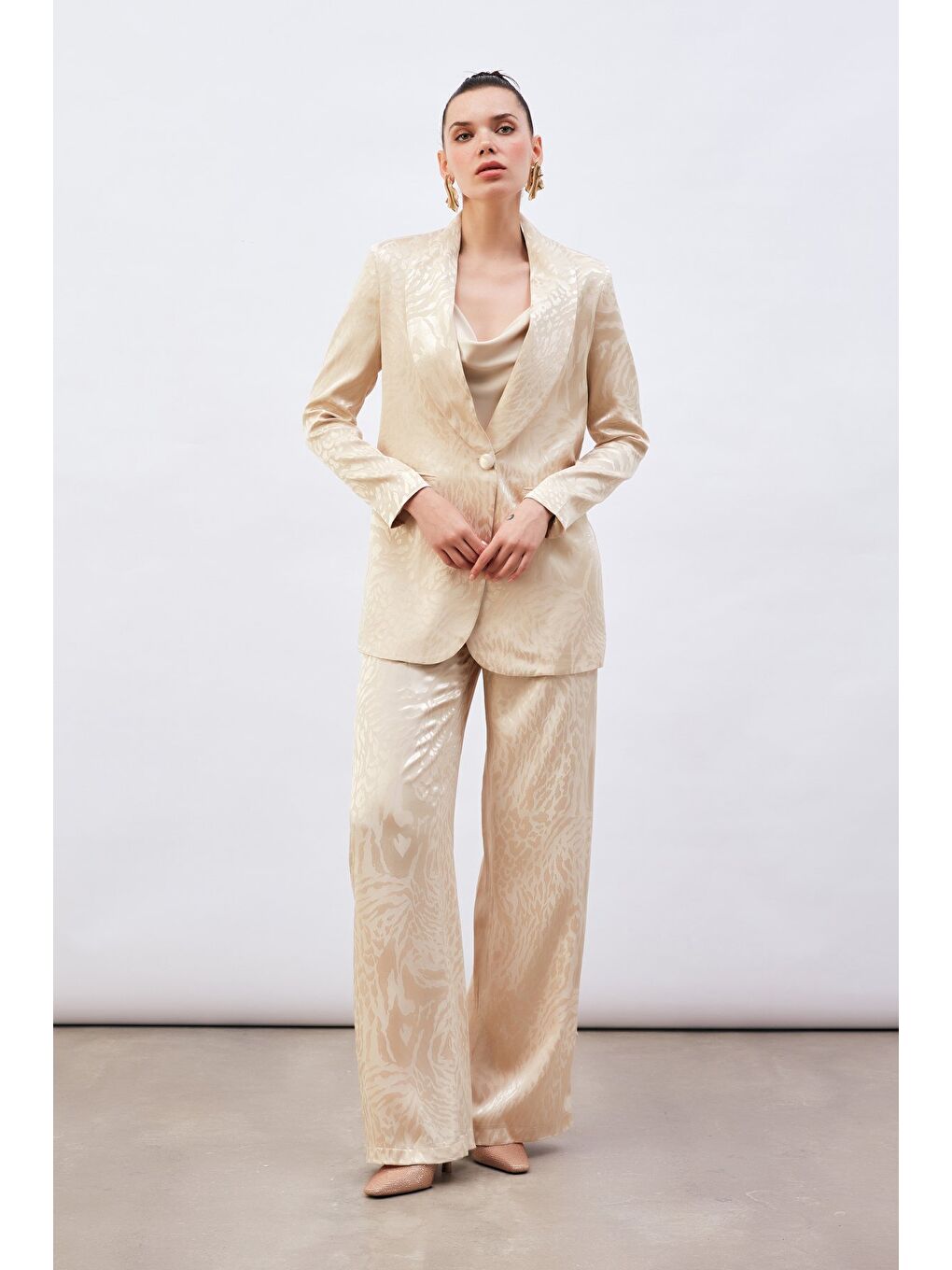 Desenli Saten Pantolon - Bej-3