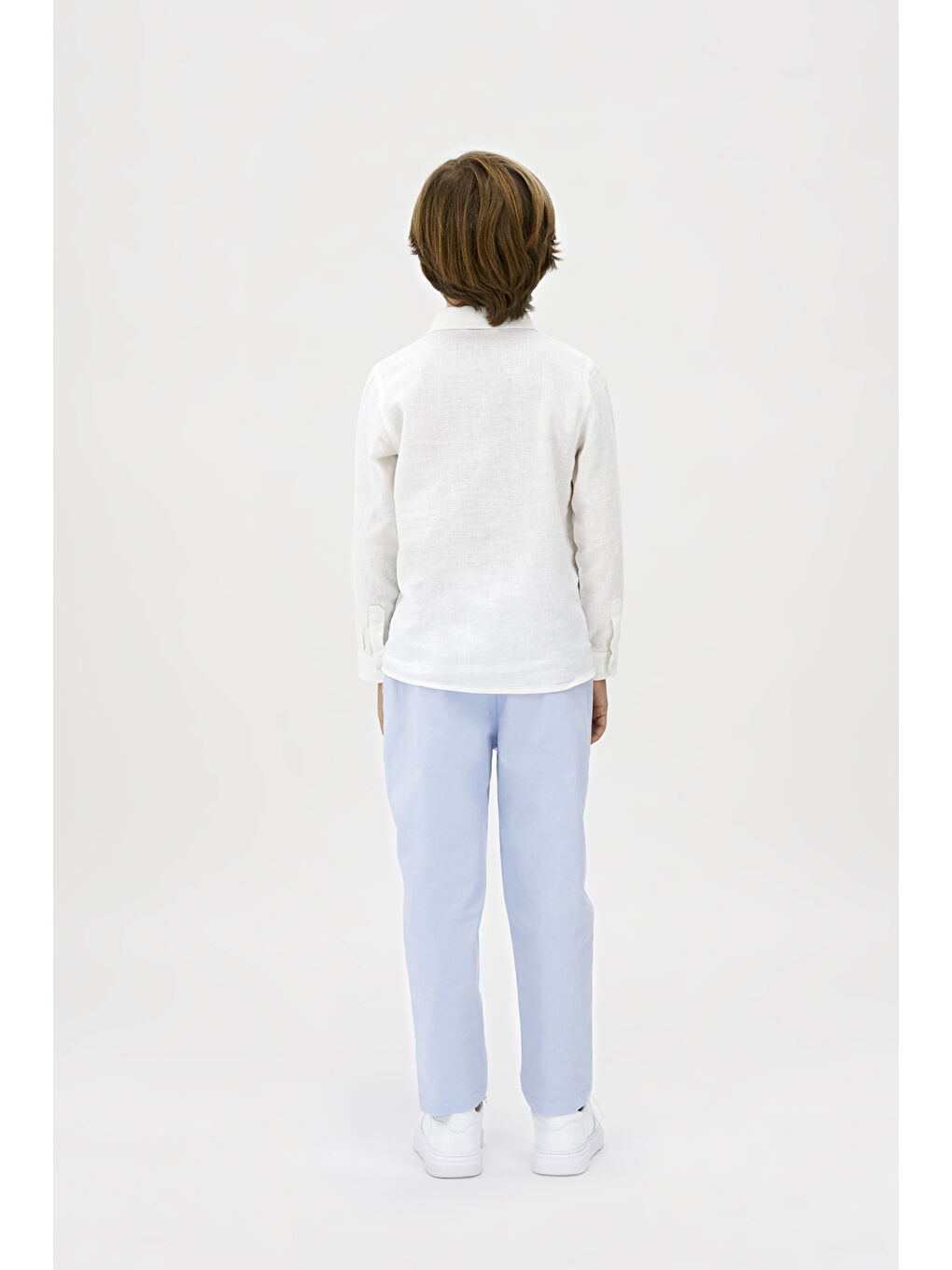 Erkek Çocuk Düğmeli Beyaz Gömlek-3