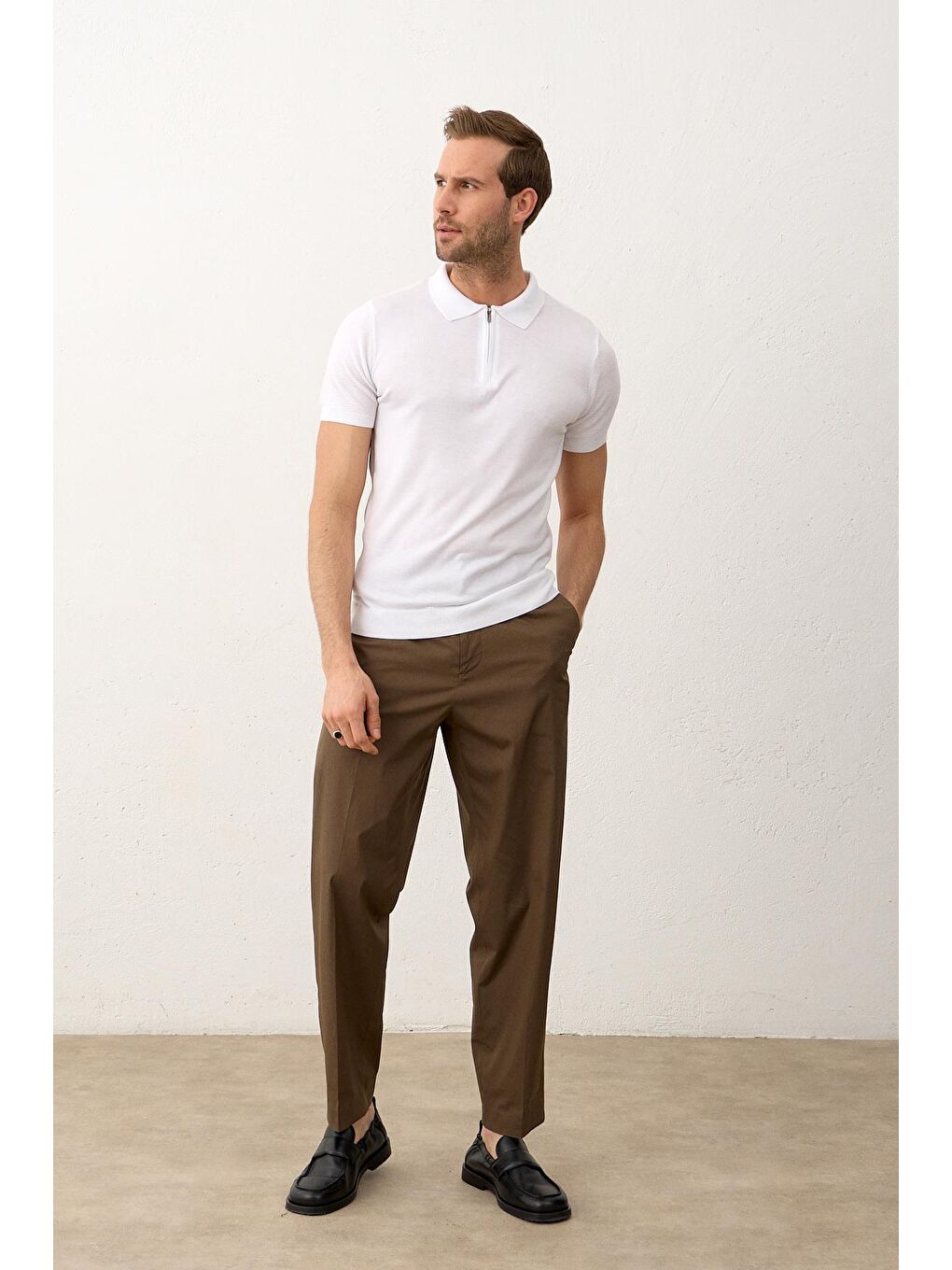 Erkek Basic Slim-Fit Polo Yaka Yazlık Triko Tişört Beyaz-1