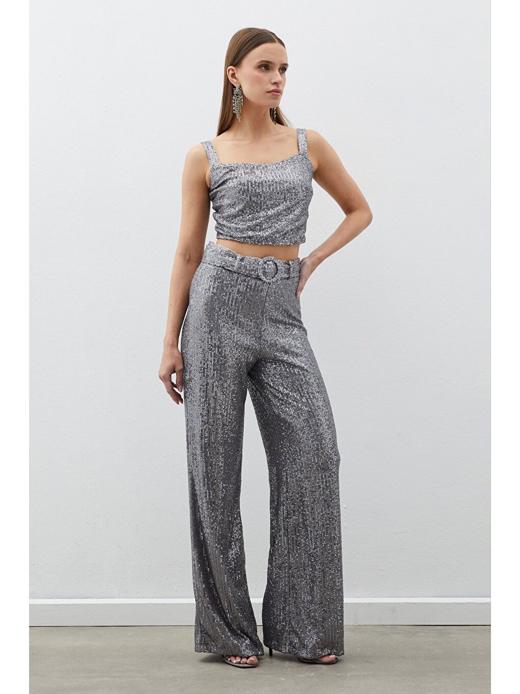 Gri Kemerli Payet Pantolon - Gümüş