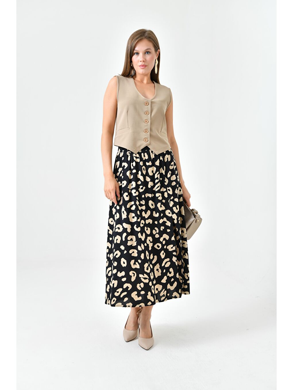 Siyah Kadın A Kesim Beli Lastikli Desenli Yırtmaçlı Midi Dokuma Etek - Viskon-2