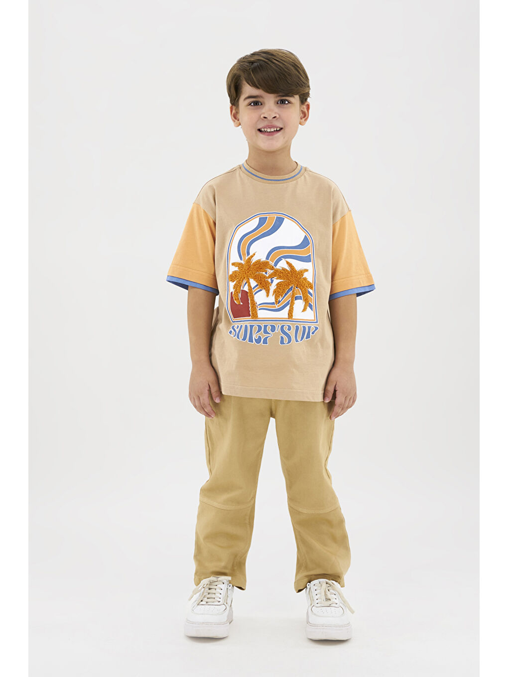 Erkek Çocuk Kontrasti Bej Tişört