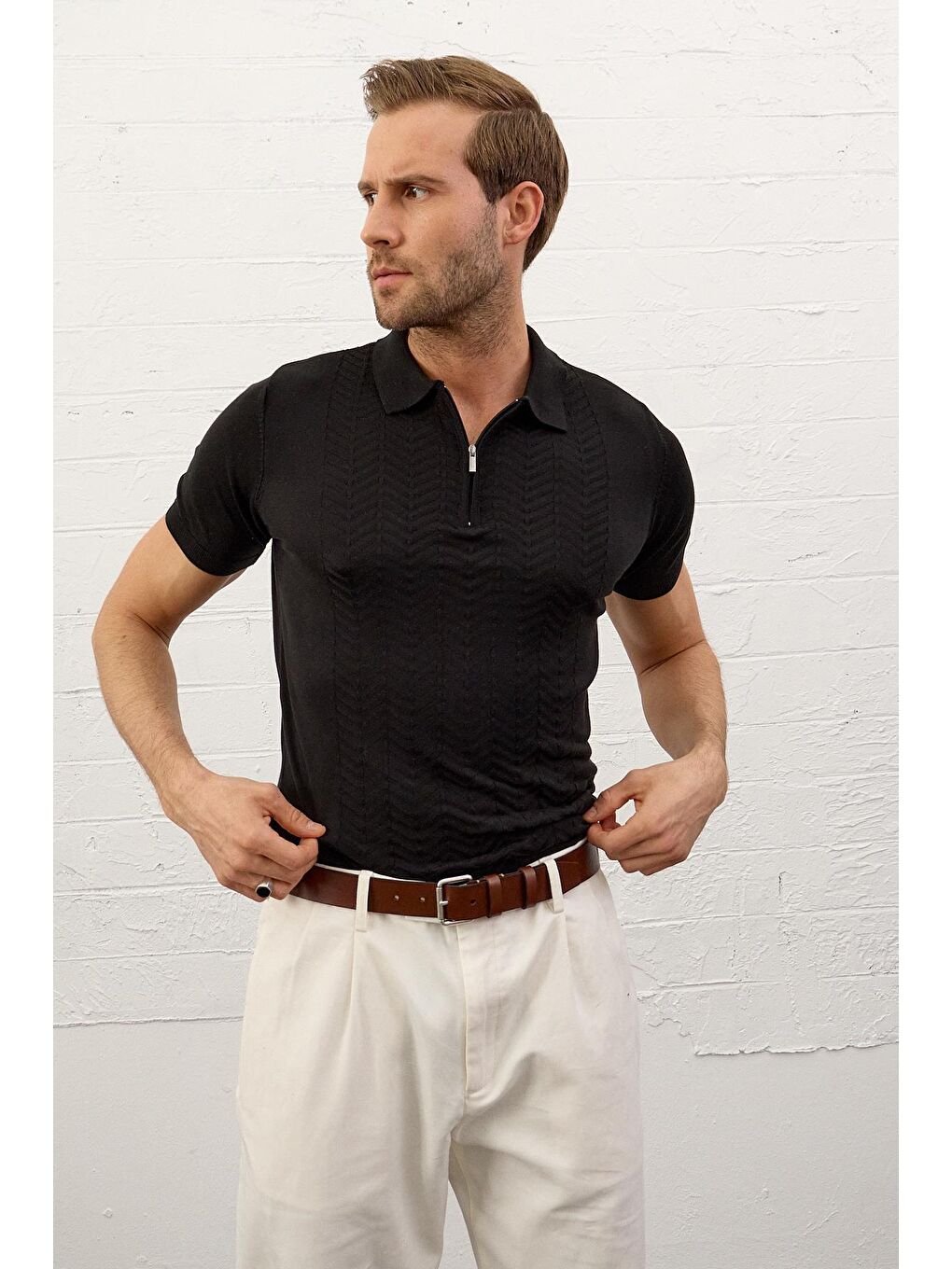 Erkek Slim-Fit Polo Yaka Yazlık Triko Tişört Siyah-2