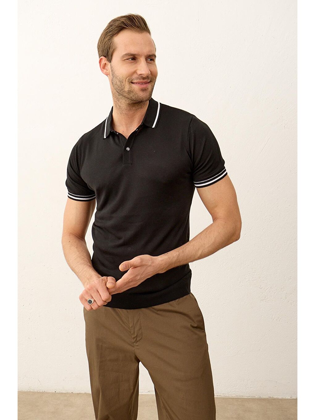 Erkek Slim-Fit Yazlık Triko Polo Yaka Tişört Siyah-2