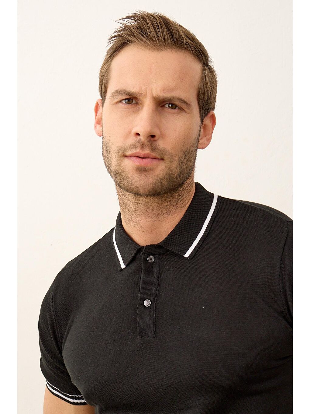 Erkek Slim-Fit Yazlık Triko Polo Yaka Tişört Siyah-4