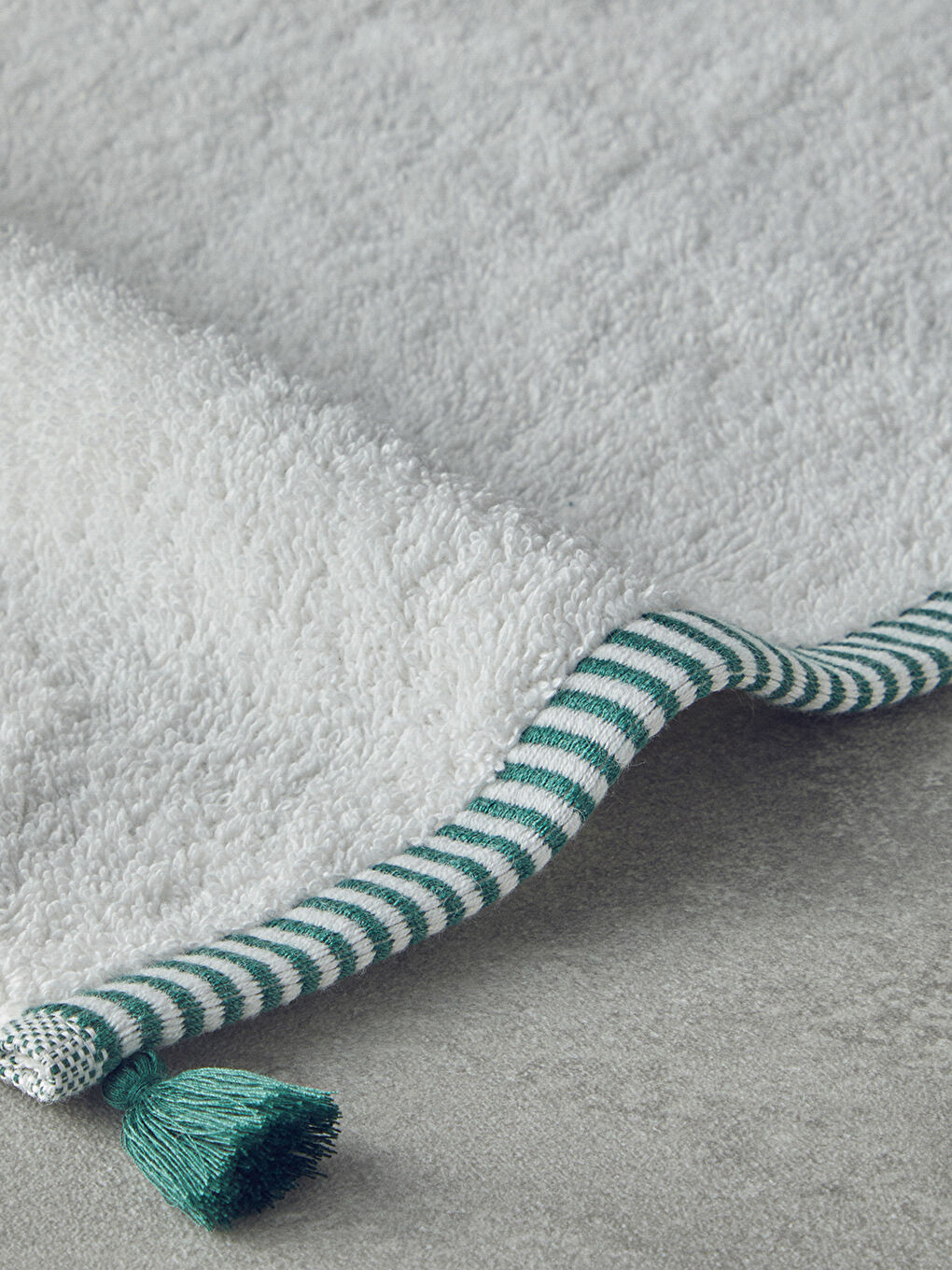 Lila Colorful Lines Pamuklu Yüz Havlusu 50x80 cm Ekru - Yeşil-1