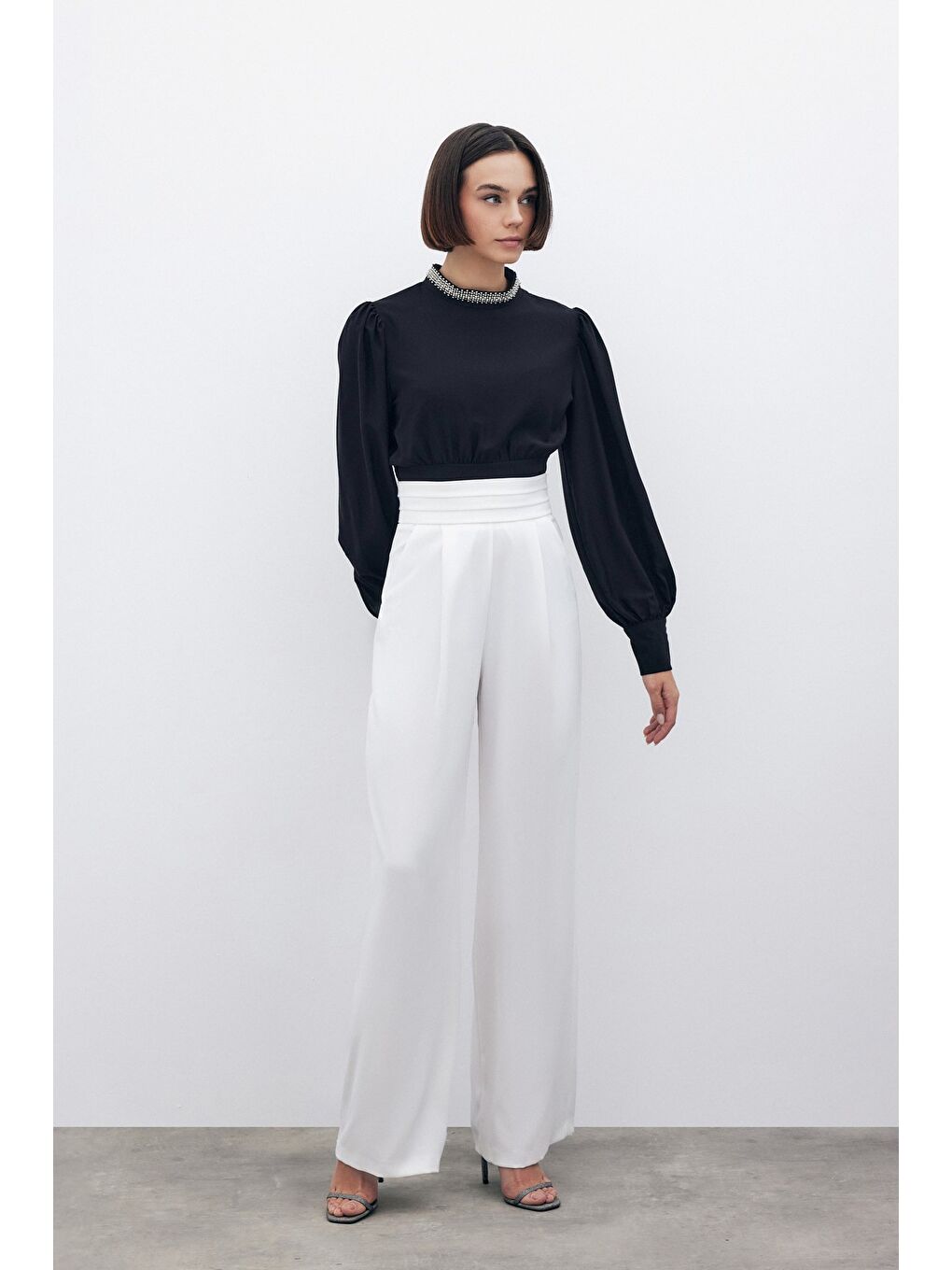 Bel Detaylı Cepli Pantolon - Ekru-2