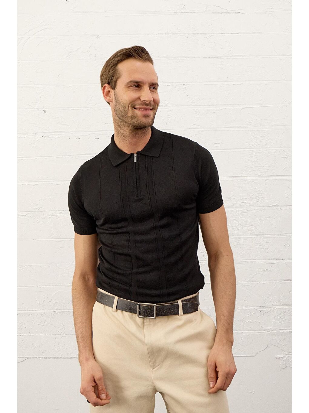 Siyah Erkek Fermuarlı Slim-Fit Yazlık Triko Tişört-2