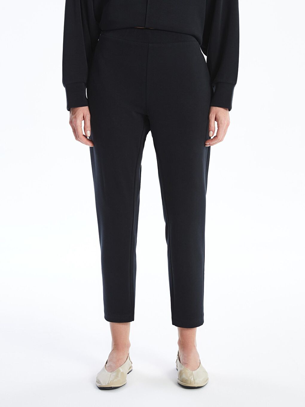 Siyah Trento - Modal Kumaş Havuç Kesim Pantolon-2