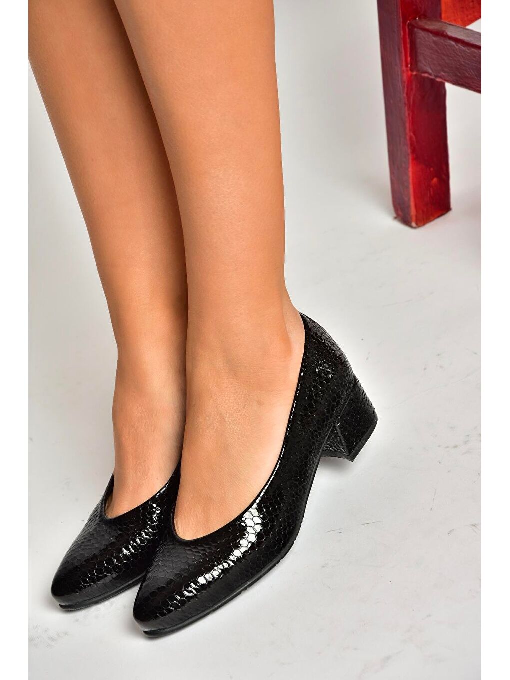 U6670127 Siyah Baskı Kadın Topuklu Ayakkabı-2