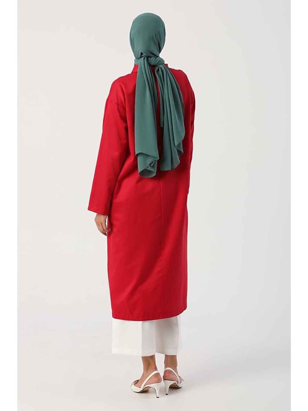 Kırmızı Yakası Düğümlü Zincirli Uzun Tunik-3