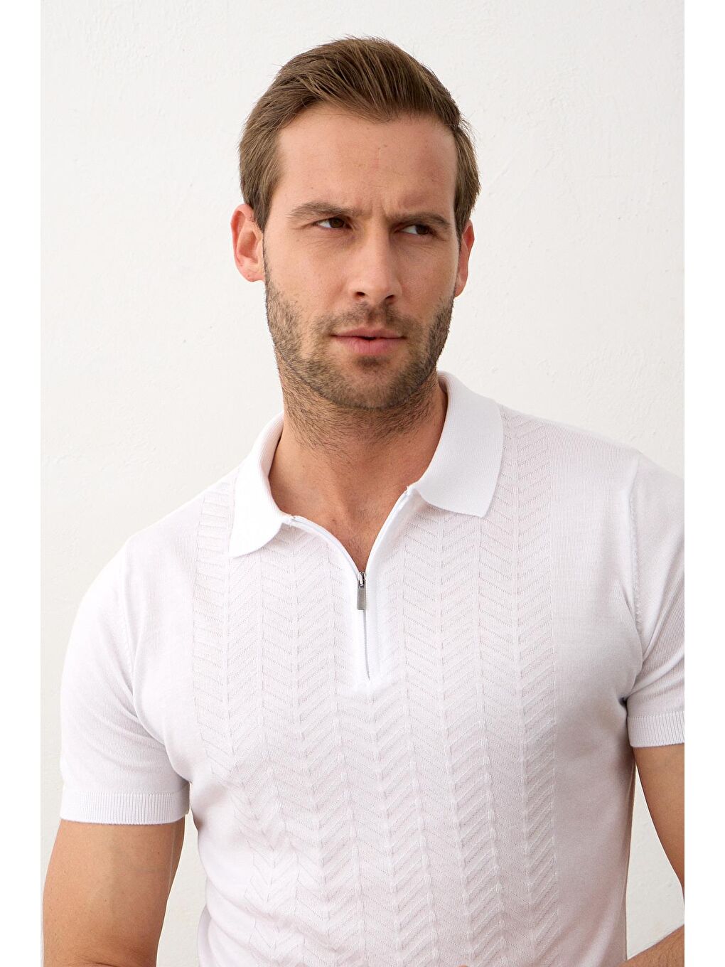 Beyaz Erkek Slim-Fit Kalıp Polo Yaka Yazlık Triko Tişört-1