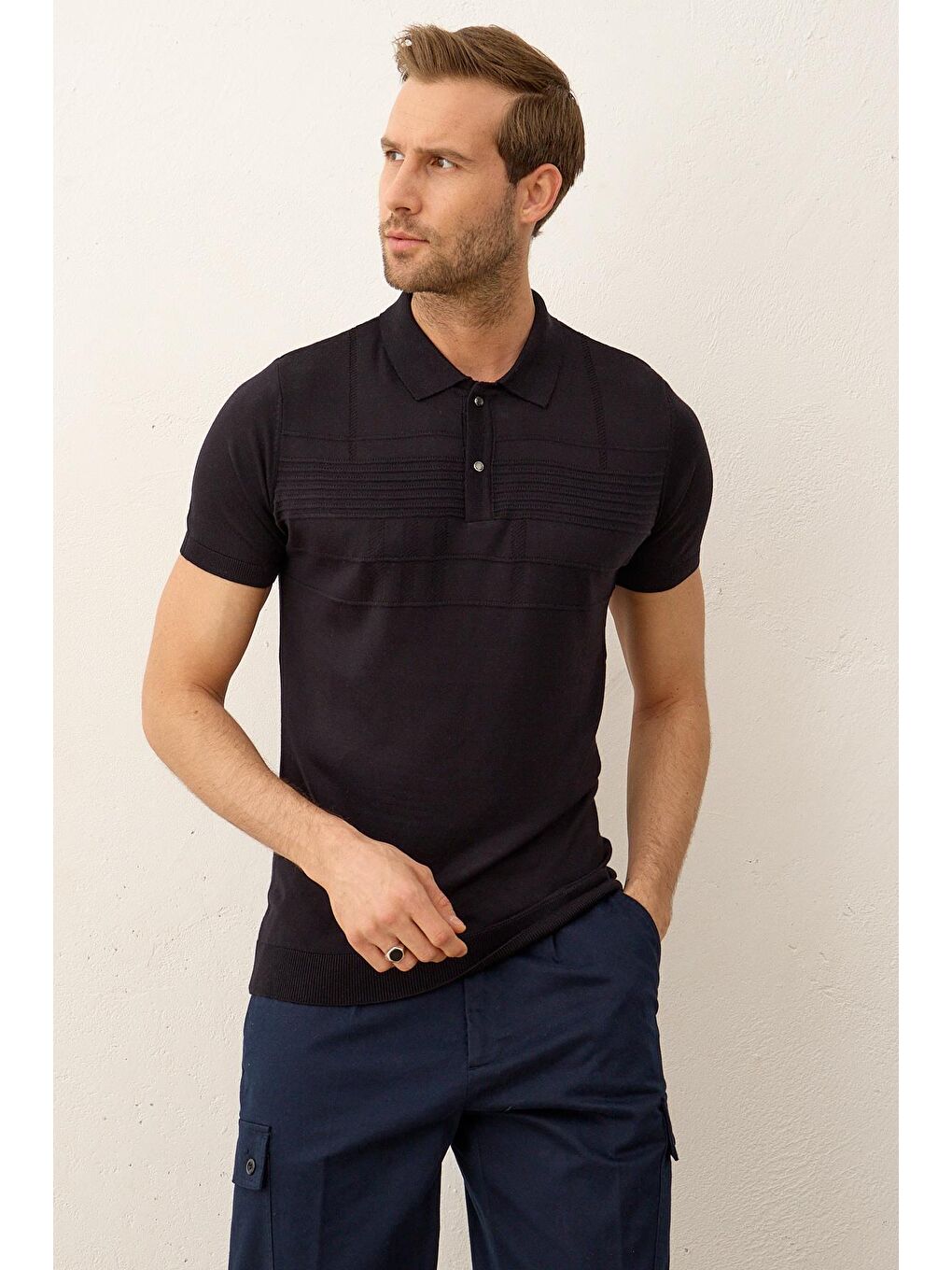 Erkek Çizgi Desenli Slim-Fit Yazlık Triko Tişört Koyu Lacivert