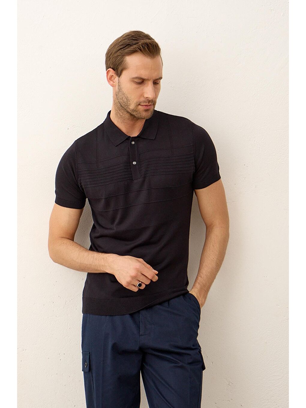 Erkek Çizgi Desenli Slim-Fit Yazlık Triko Tişört Koyu Lacivert-5