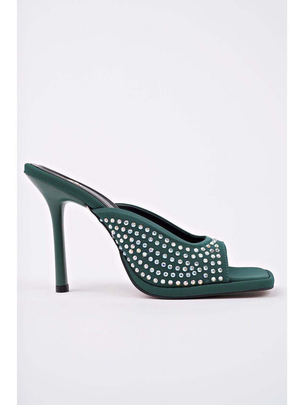 Yeşil PUJA Küt Burun İnce Topuklu Taşlı Kadın Topuklu Terlik-1