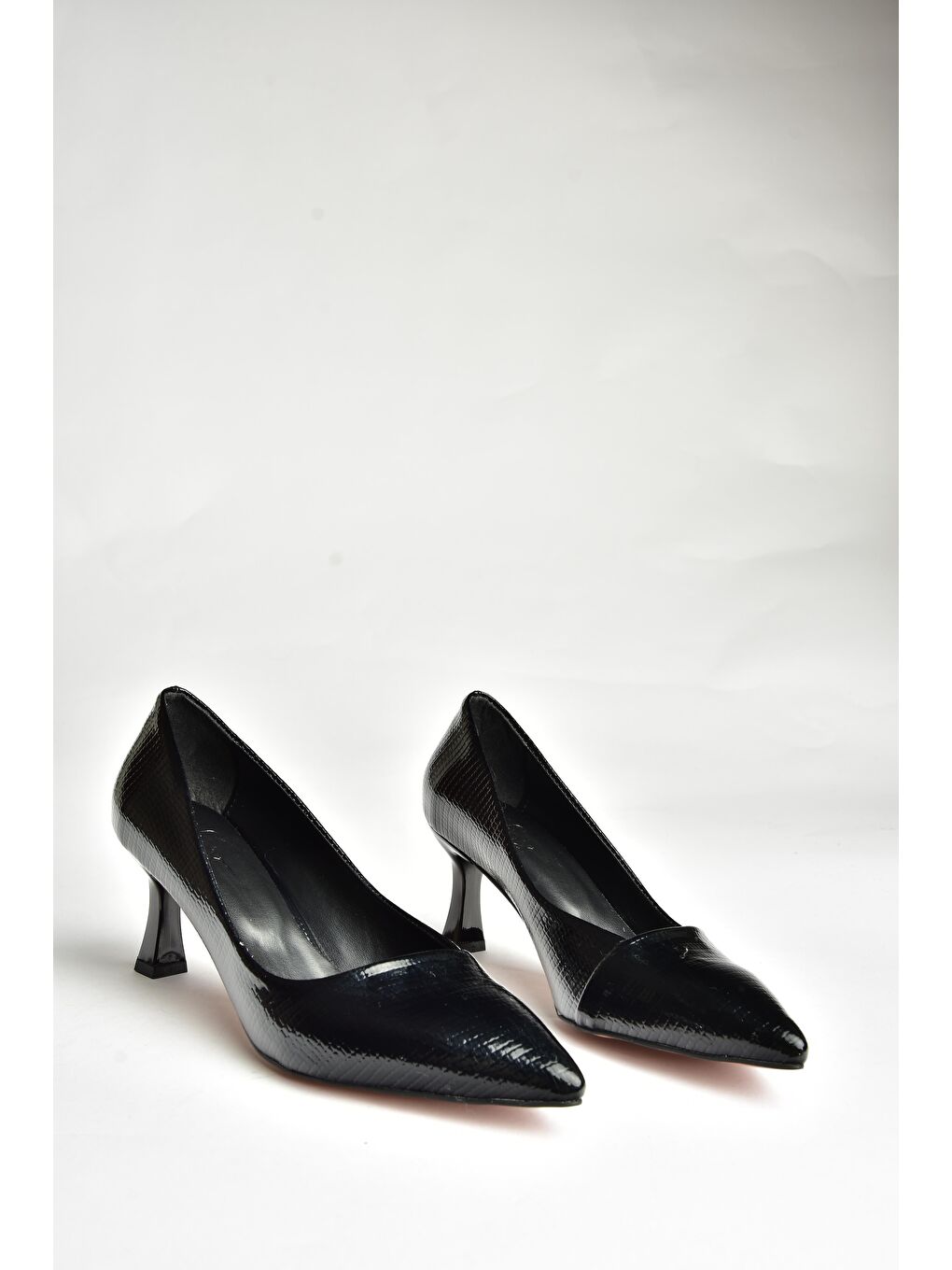 U6760300 Siyah Kadın Topuklu Ayakkabı-1